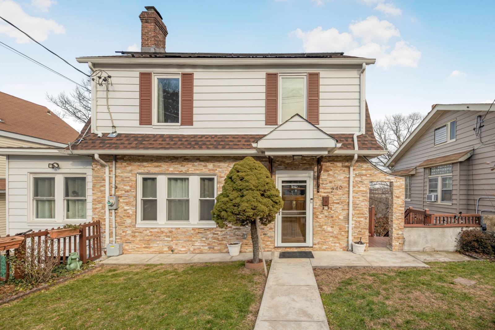 #1 photo, 248 Rockne Rd, Yonkers , NY 10701