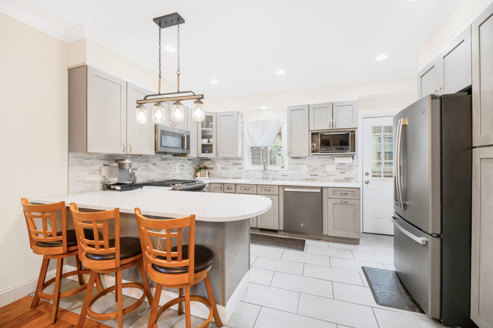 #17 photo, 248 Rockne Rd, Yonkers , NY 10701