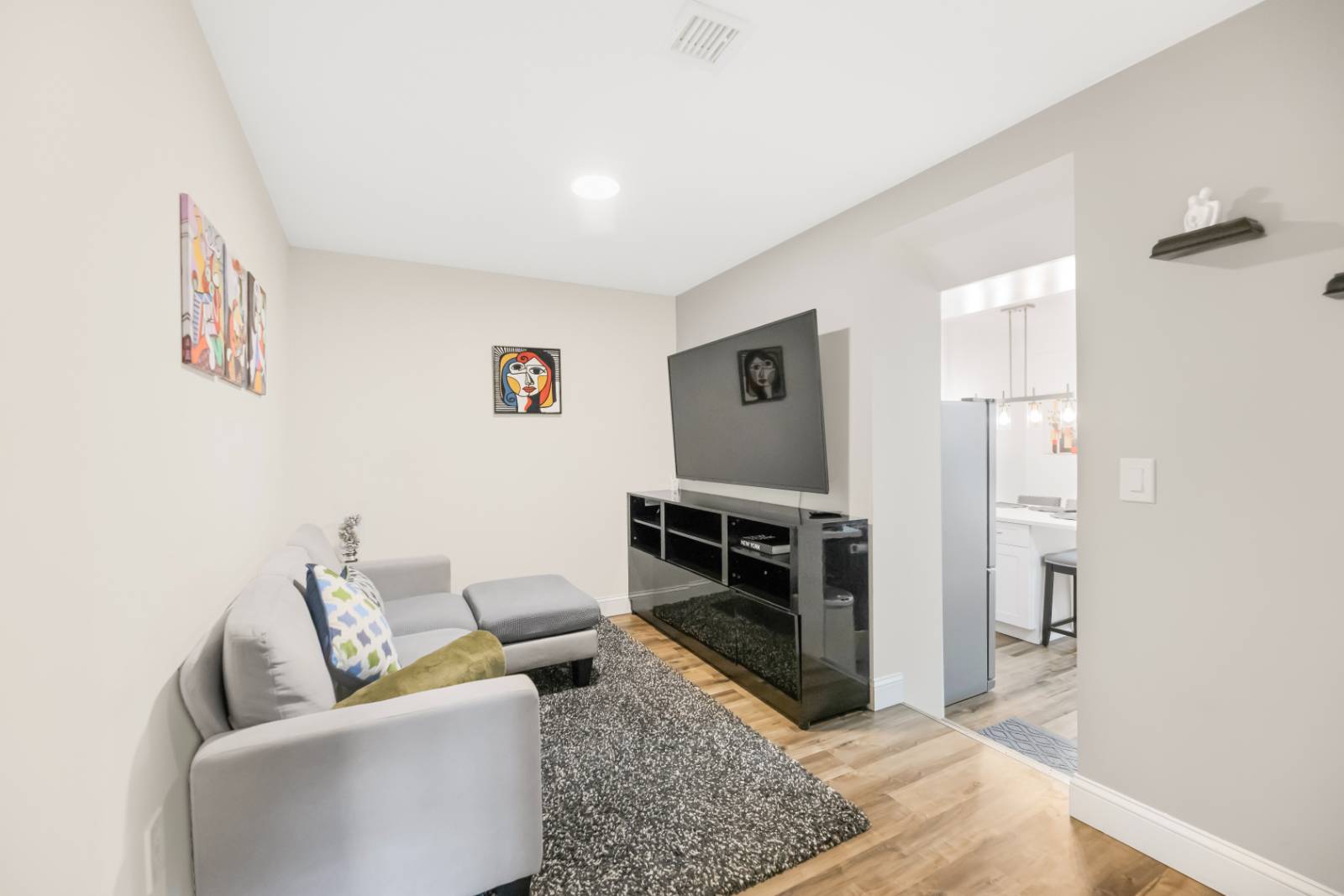 #41 photo, 248 Rockne Rd, Yonkers , NY 10701