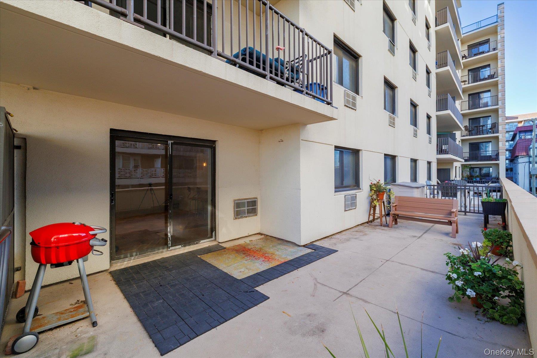 #5 photo, 420 Shore Road, नासाउ काउंटी Long Beach , NY 11561