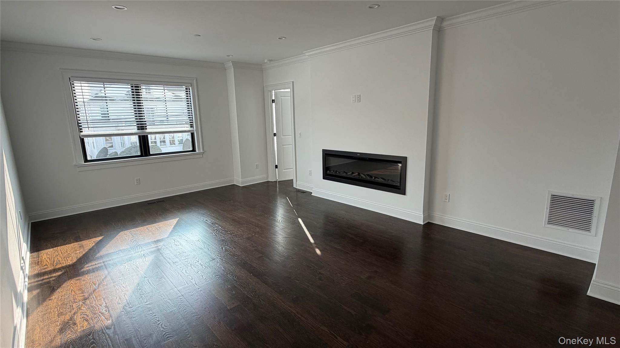 #18 photo, 38 Elmwood Avenue, West Harrison , NY 10604