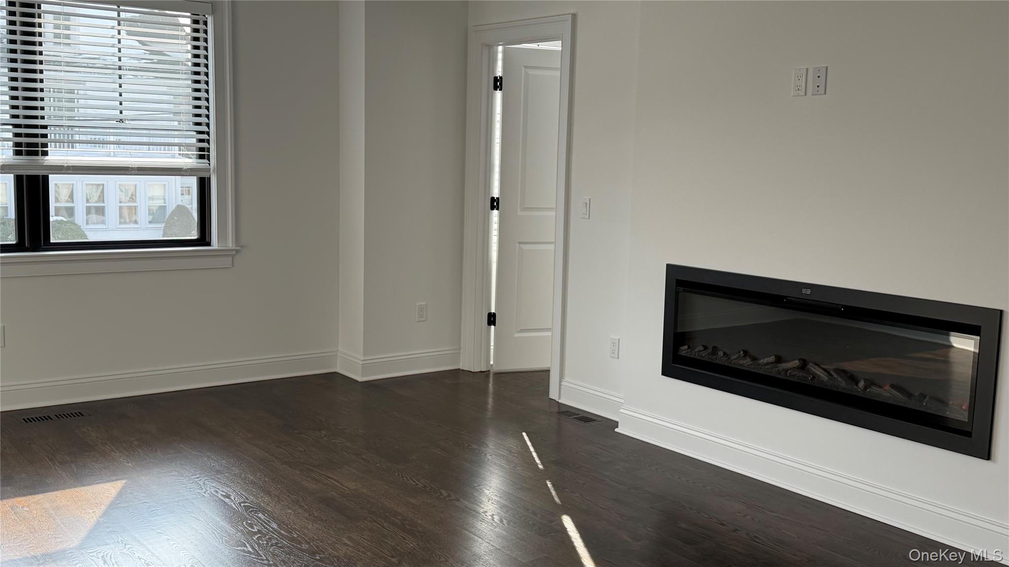 #20 photo, 38 Elmwood Avenue, West Harrison , NY 10604