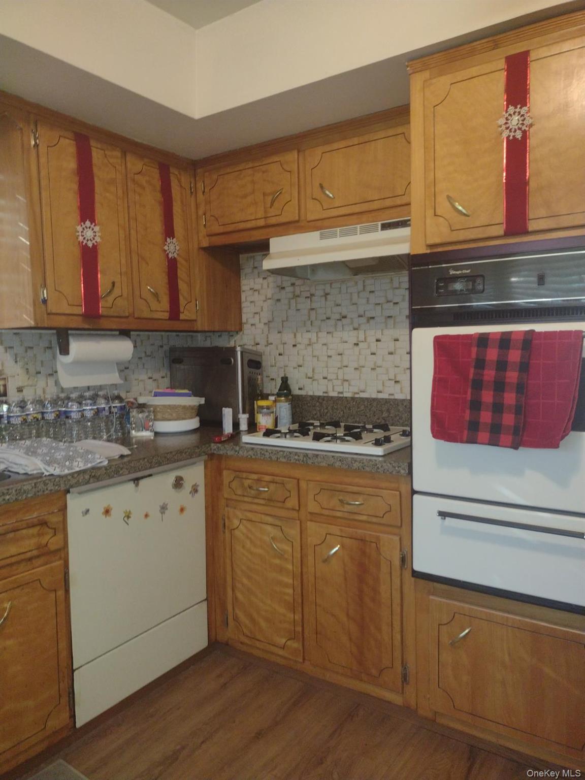 #3 photo, 2536 Tiemann Avenue, 布朗士 Bronx , NY 10469