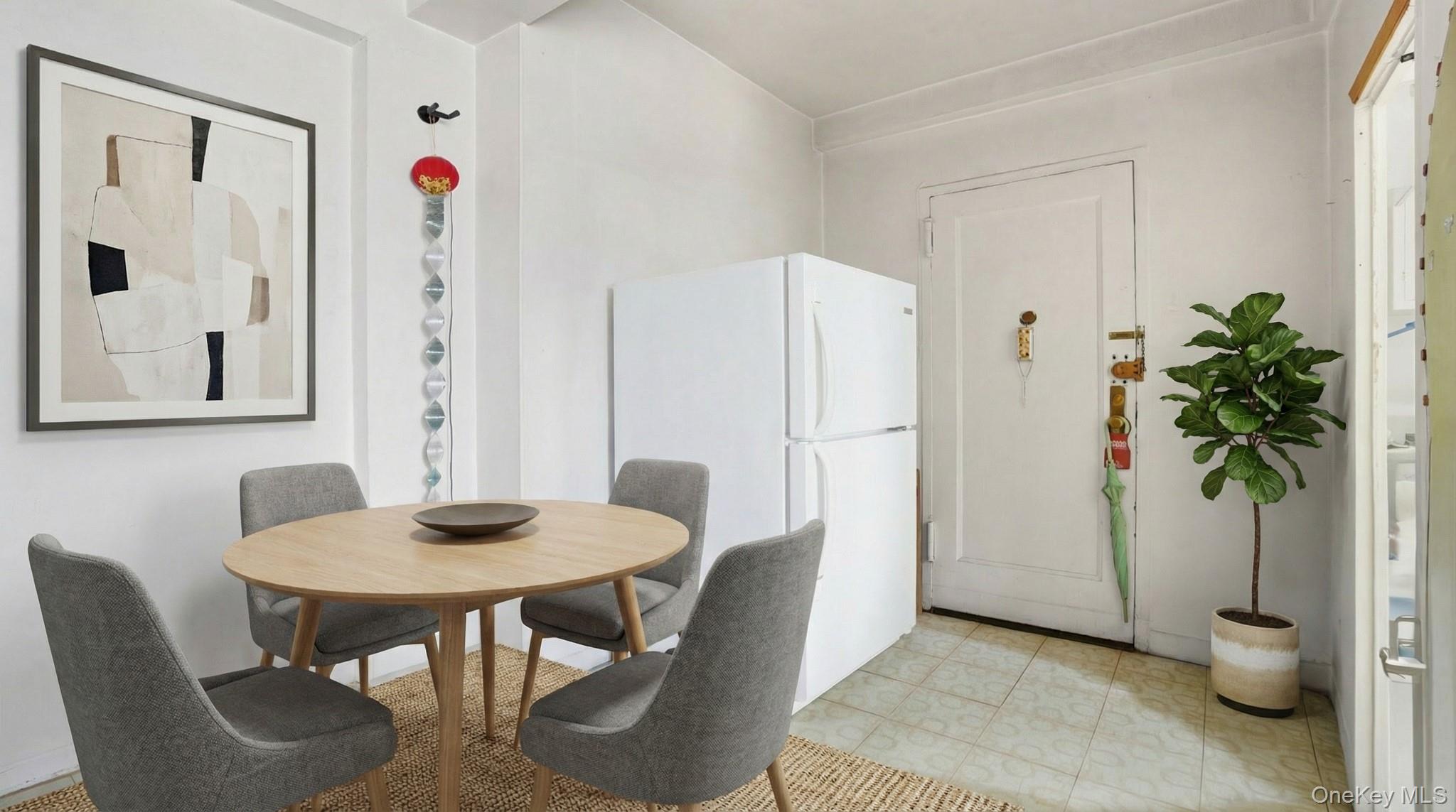 #5 photo, 1491 West Avenue, Bronx , NY 10462