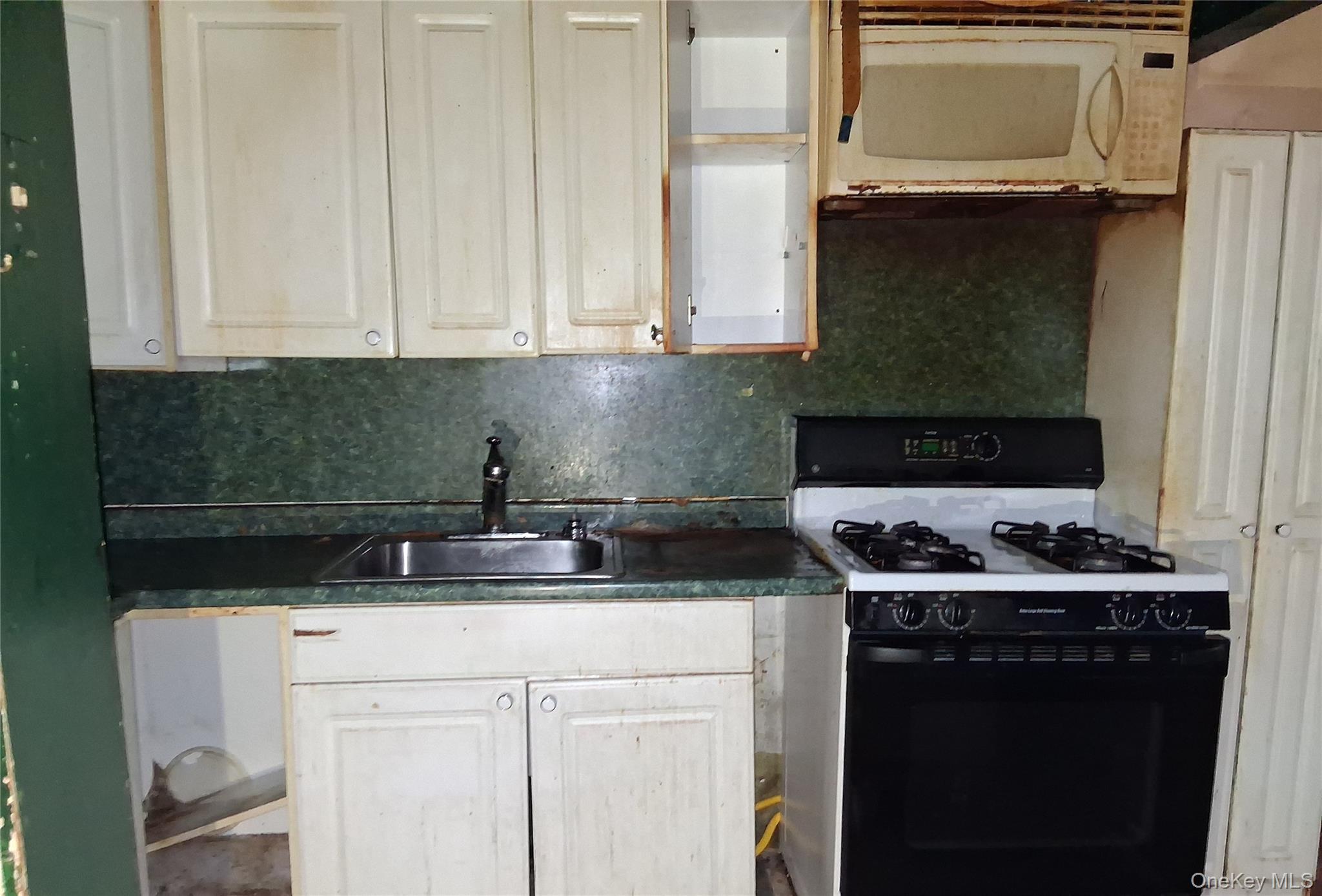 #10 photo, 114-41 166th Street, Jamaica , NY 11434