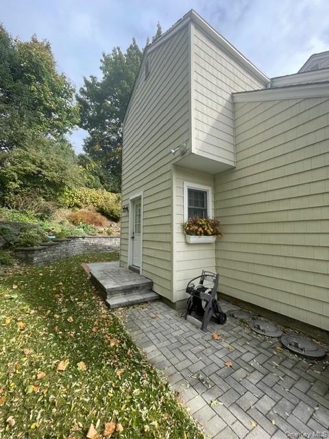 #5 photo, 145 Shore Road, Manhasset , NY 11030