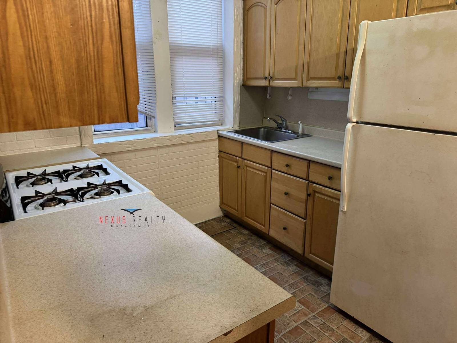 #4 photo, 58th STREET & 43RD AVENUE, Куинс ‖ Woodside , NY 11377