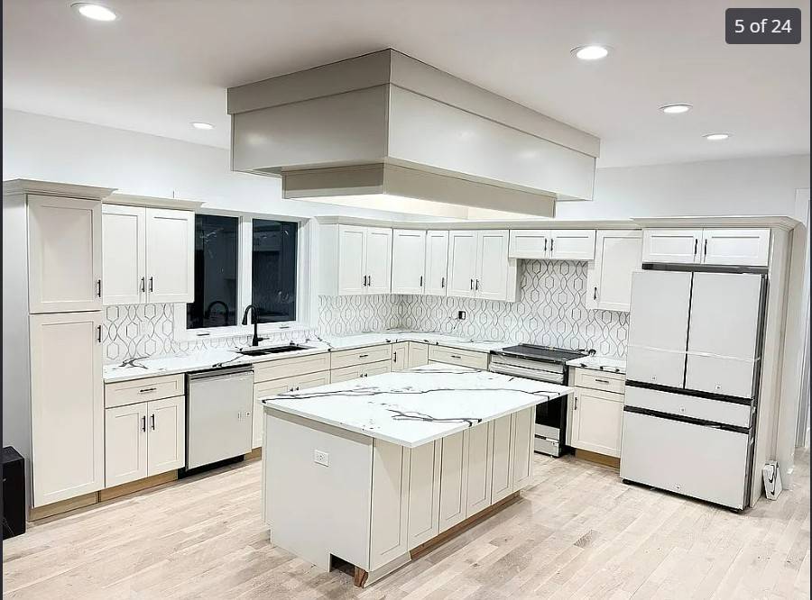 #4 photo, 21 SUNRISE PL., FARMINGVILLE , NY 11738