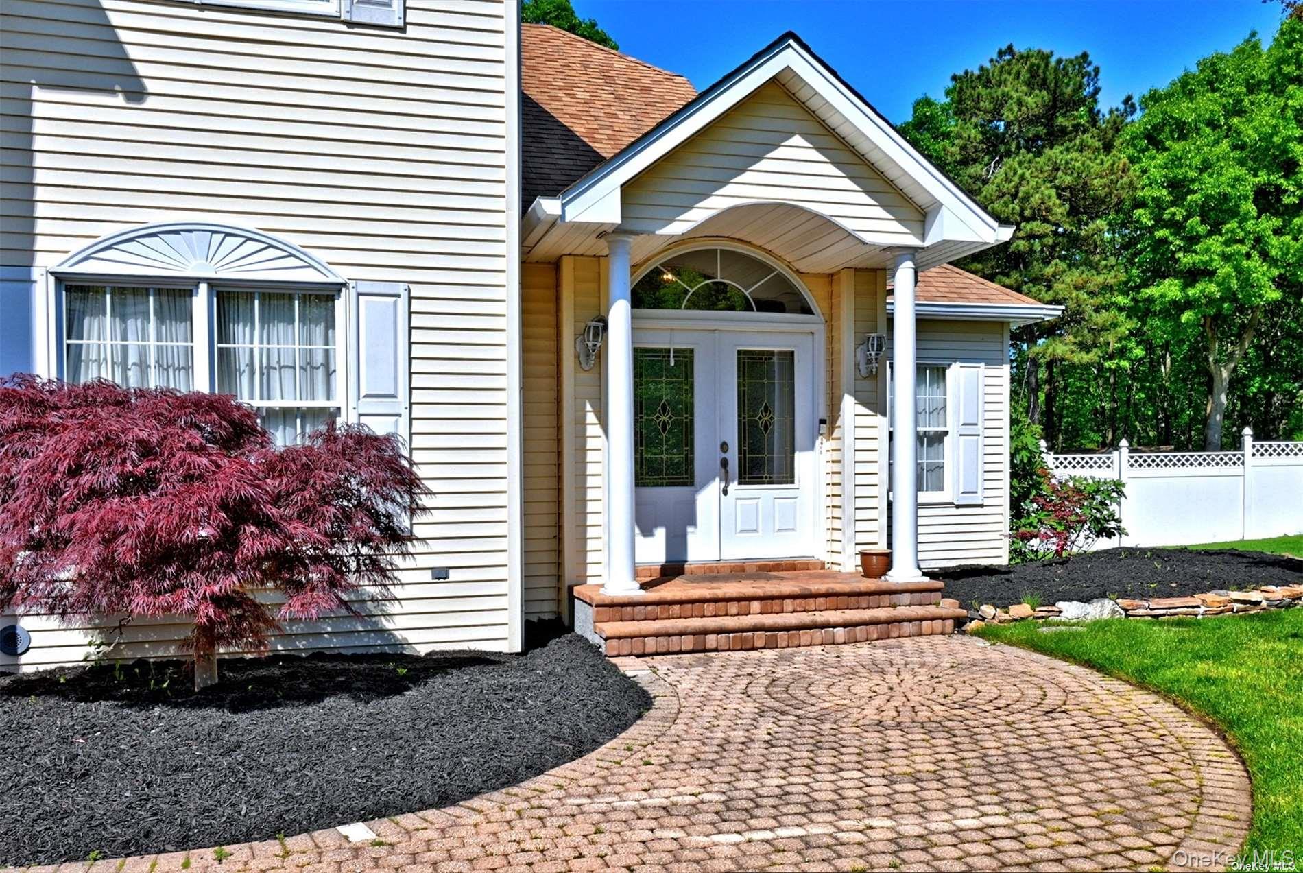 #1 photo, 3 Leahs, מחוז סאפוק Smithtown , NY 11787