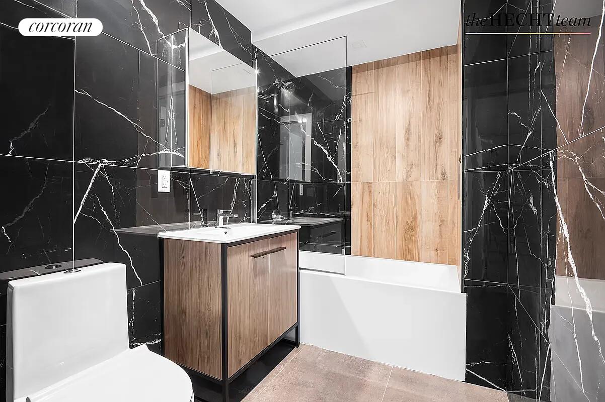 #4 photo, Brooklyn, 브루클린 Kensington , NY 11218