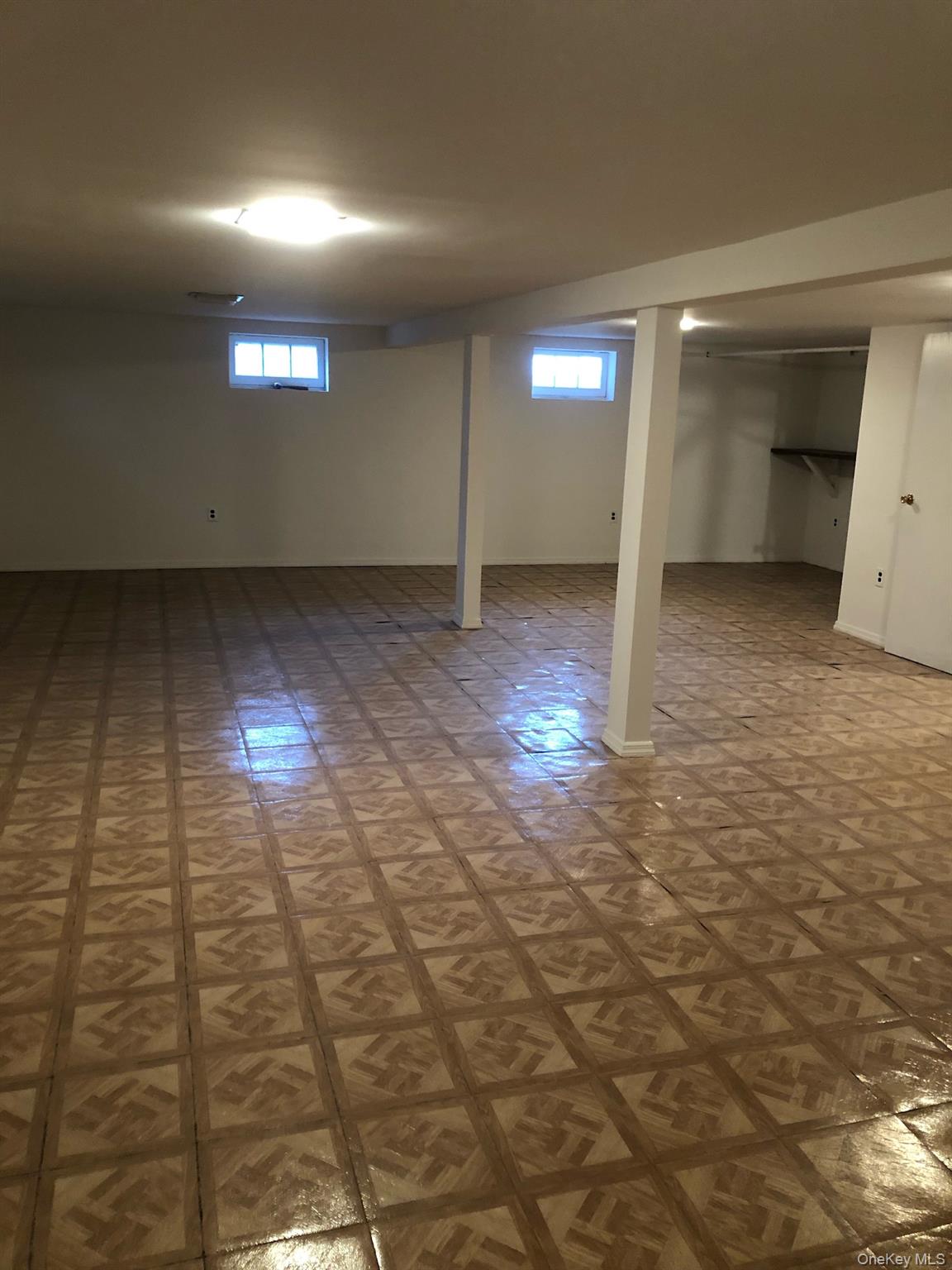 #12 photo, 4005 Worthmor Drive, Seaford , NY 11783