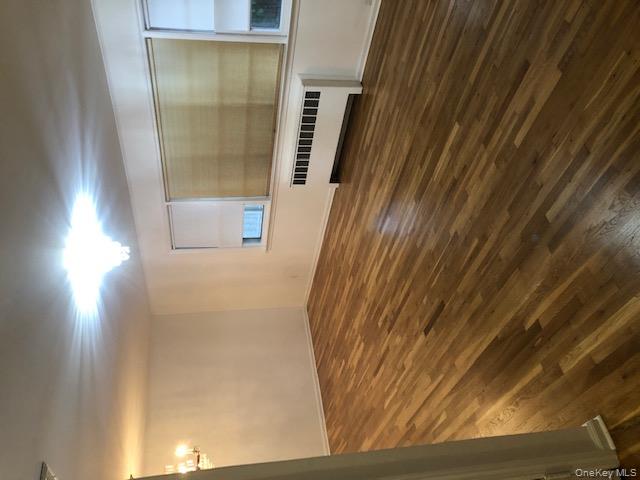 #6 photo, 4005 Worthmor Drive, Seaford , NY 11783