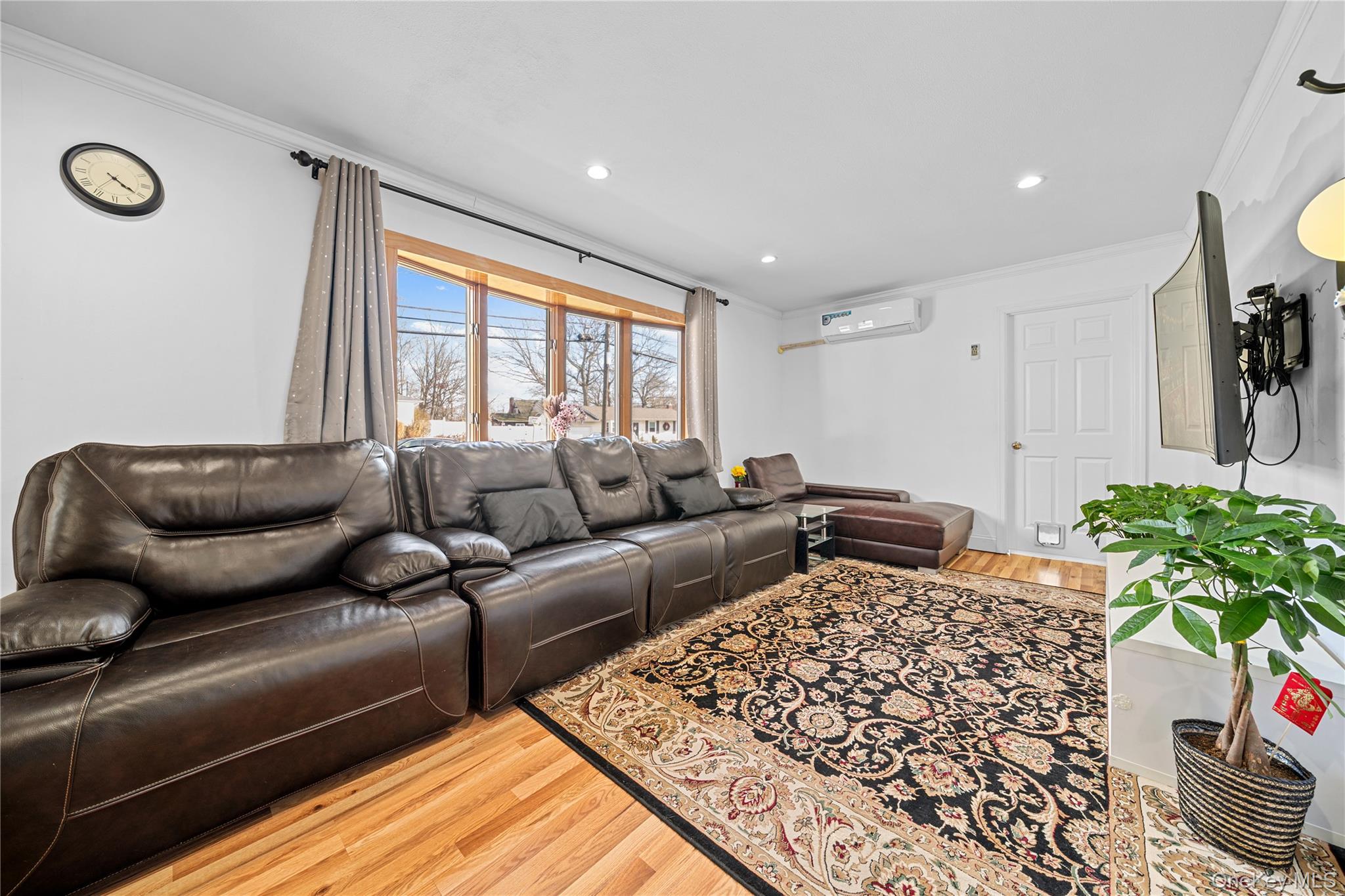 #5 photo, 46 Creighton Avenue, Lake Ronkonkoma , NY 11779