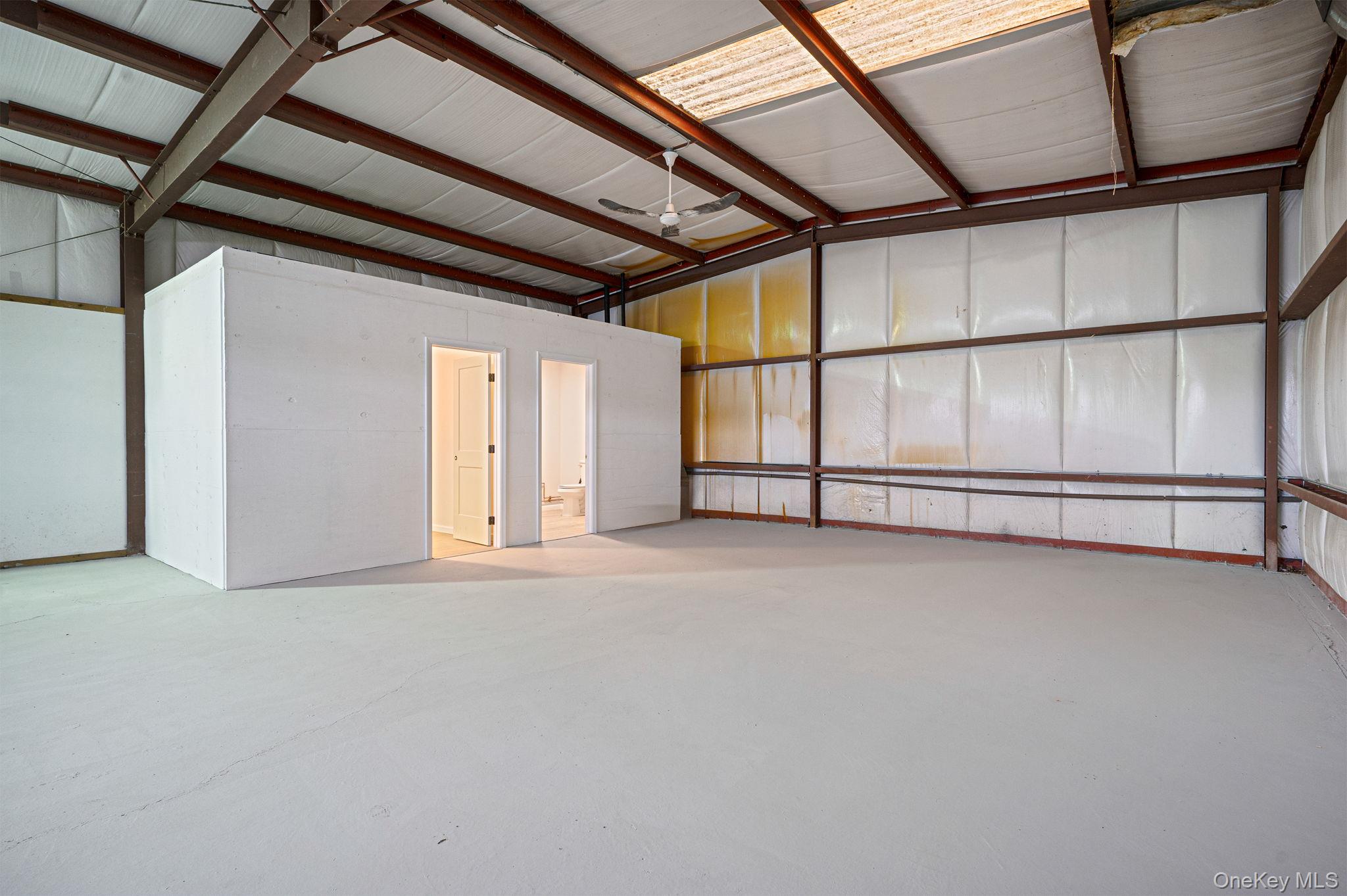 #14 photo, 1807 Middle Road, Calverton , NY 11933