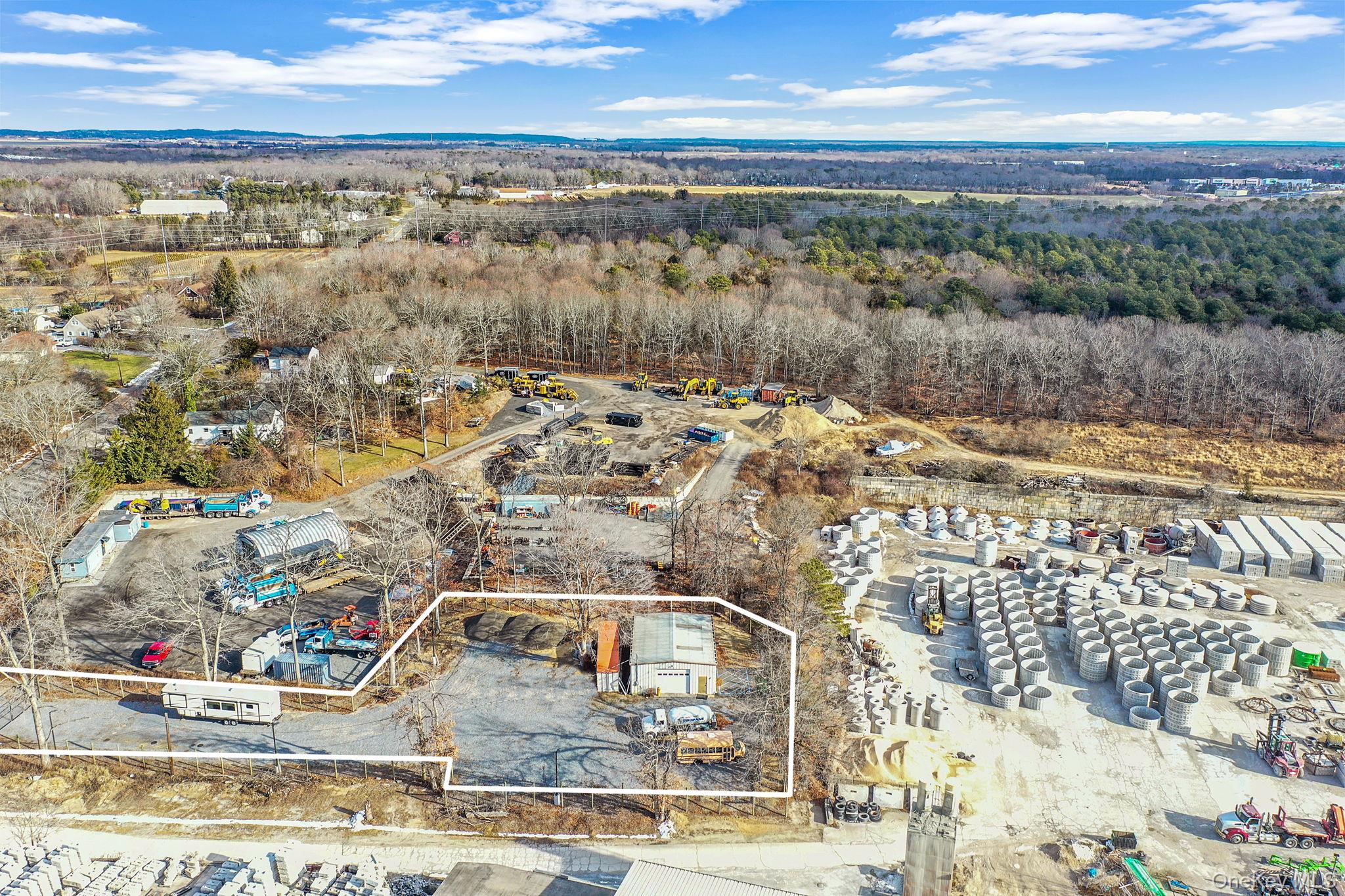 #2 photo, 1807 Middle Road, Calverton , NY 11933