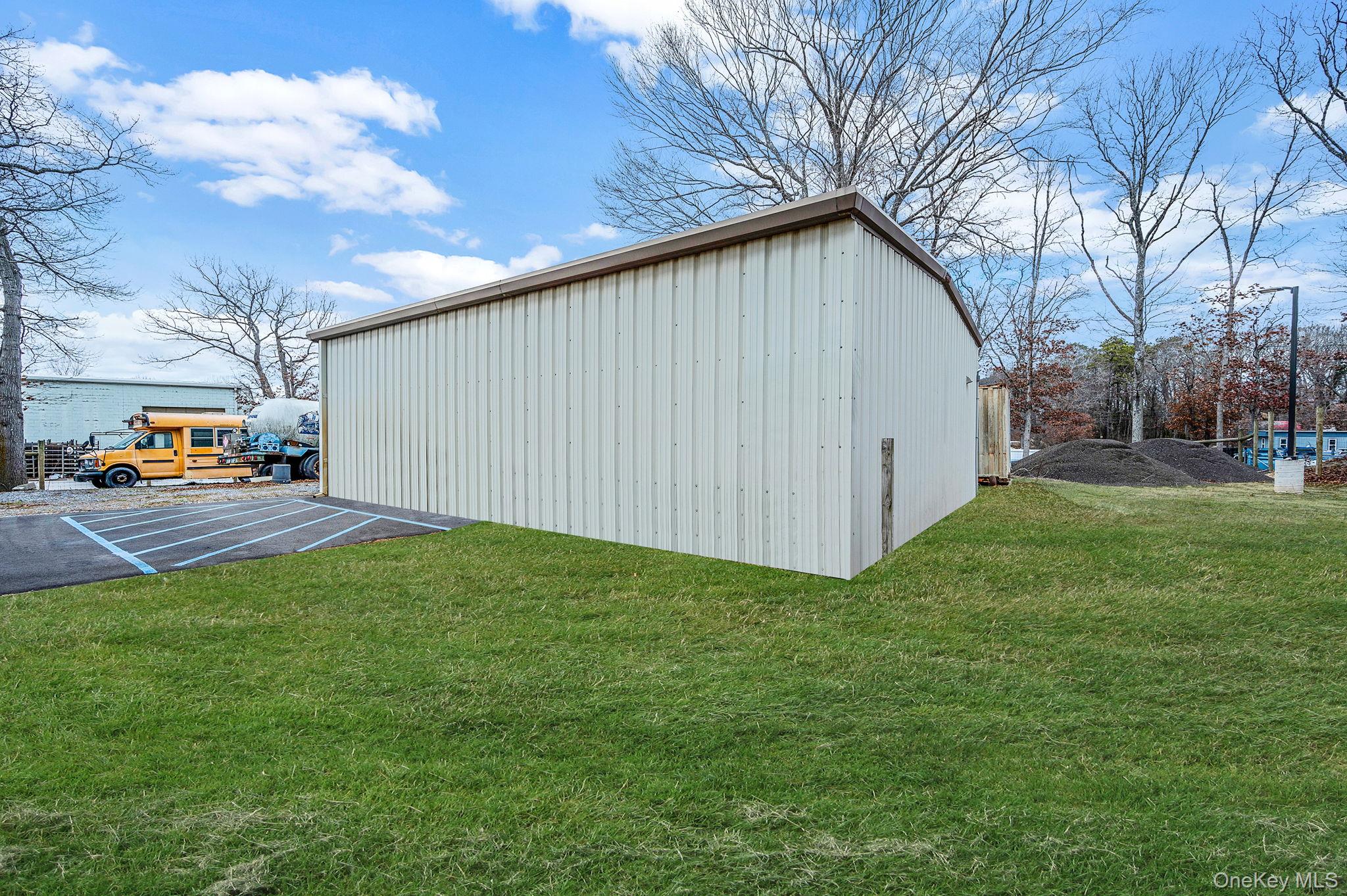 #9 photo, 1807 Middle Road, Calverton , NY 11933