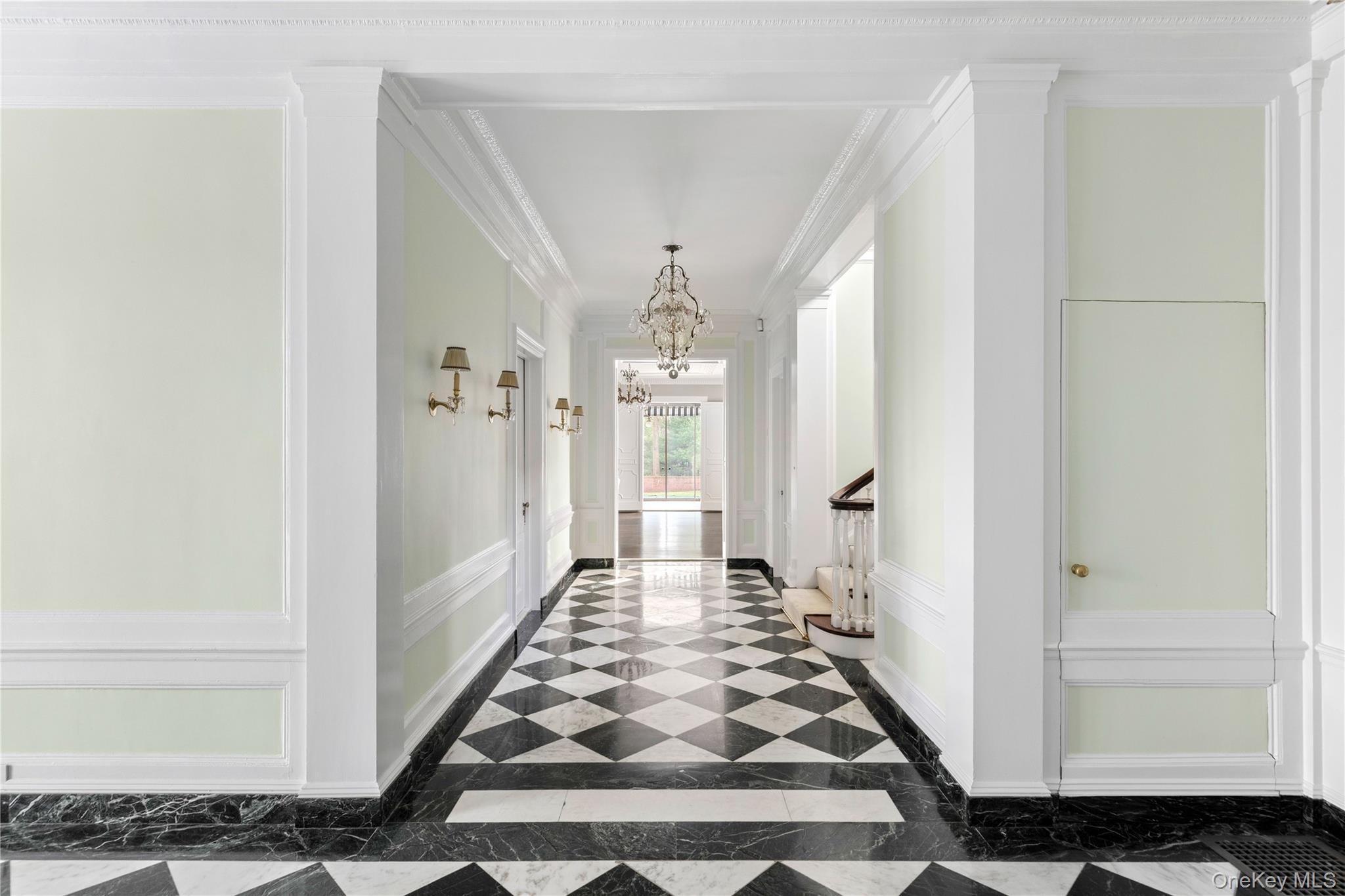 #12 photo, 393 Mill River Road, Нассау ‖ Muttontown , NY 11771