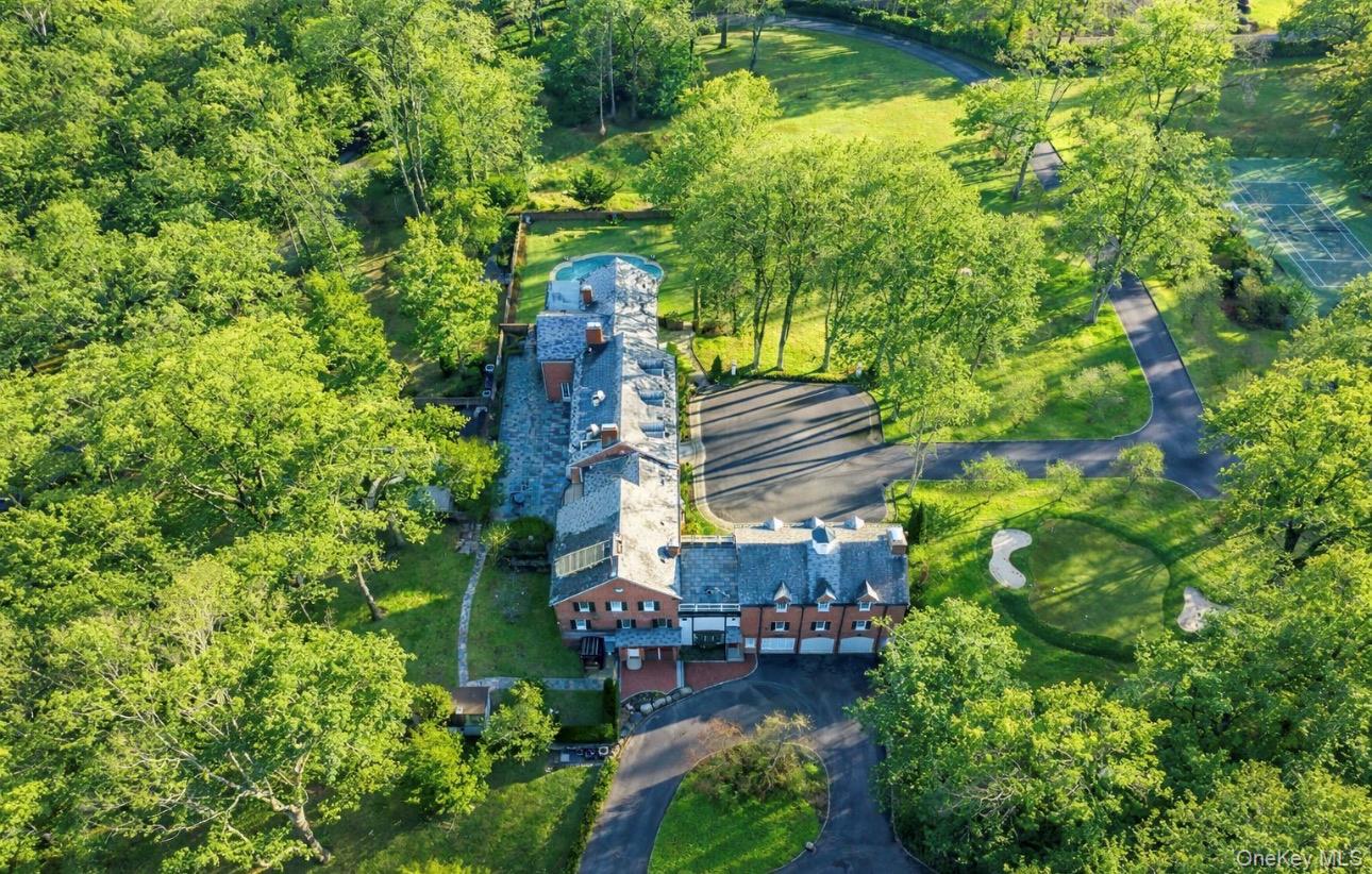 #2 photo, 393 Mill River Road, Нассау ‖ Muttontown , NY 11771