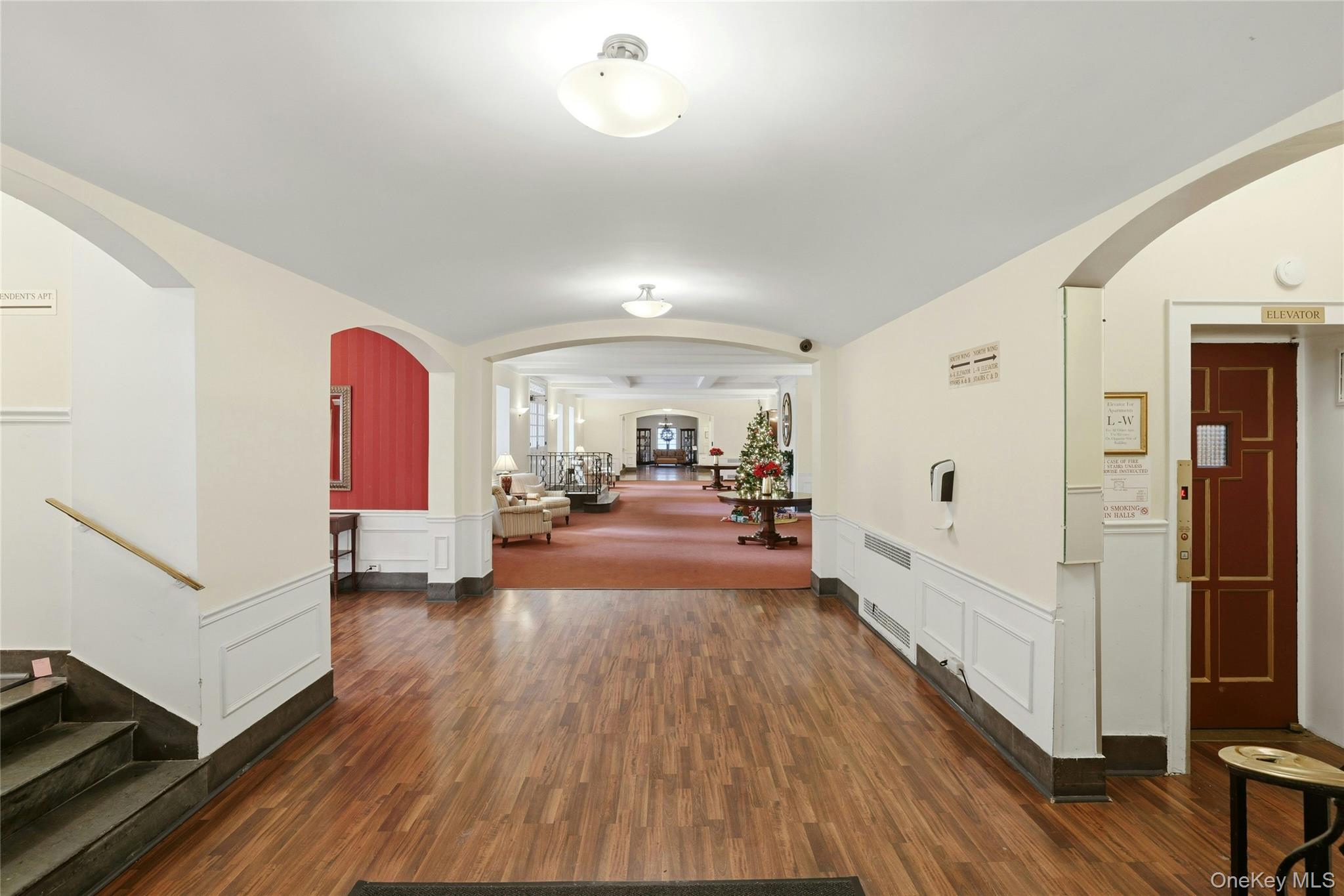 #16 photo, 25-40 31st Avenue, Куинс ‖ Astoria , NY 11106