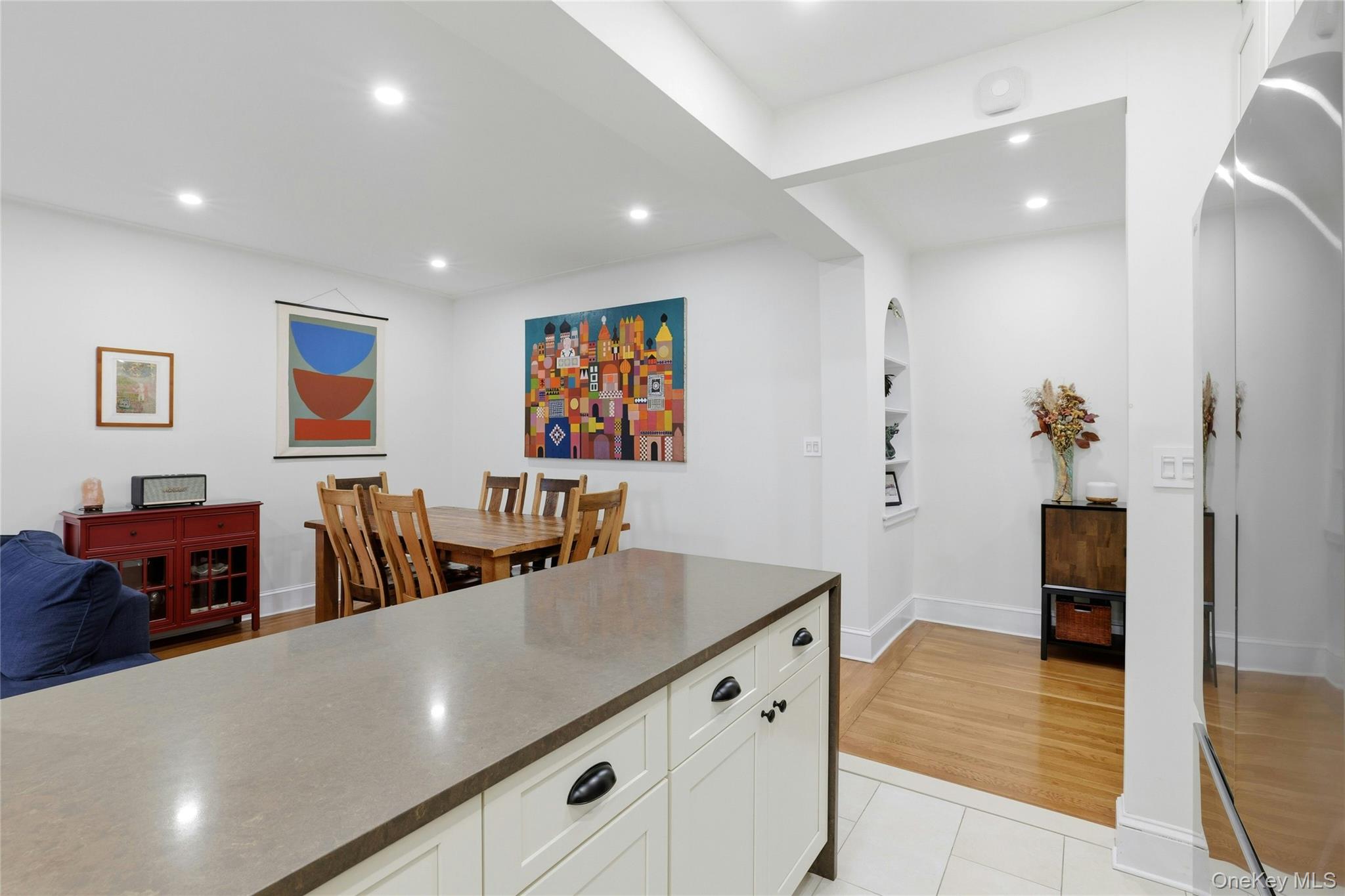 #3 photo, 25-40 31st Avenue, Куинс ‖ Astoria , NY 11106