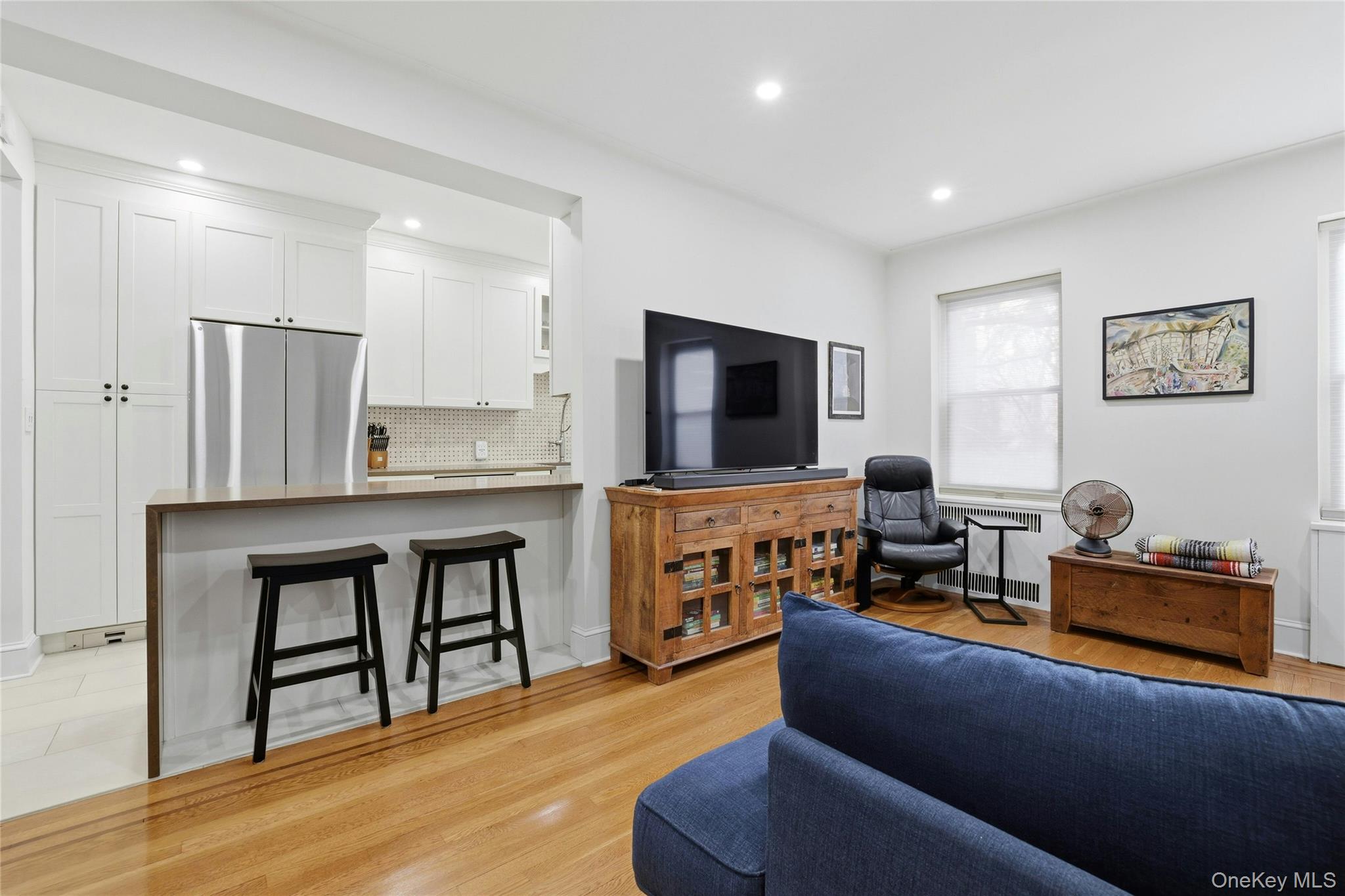 #4 photo, 25-40 31st Avenue, Куинс ‖ Astoria , NY 11106