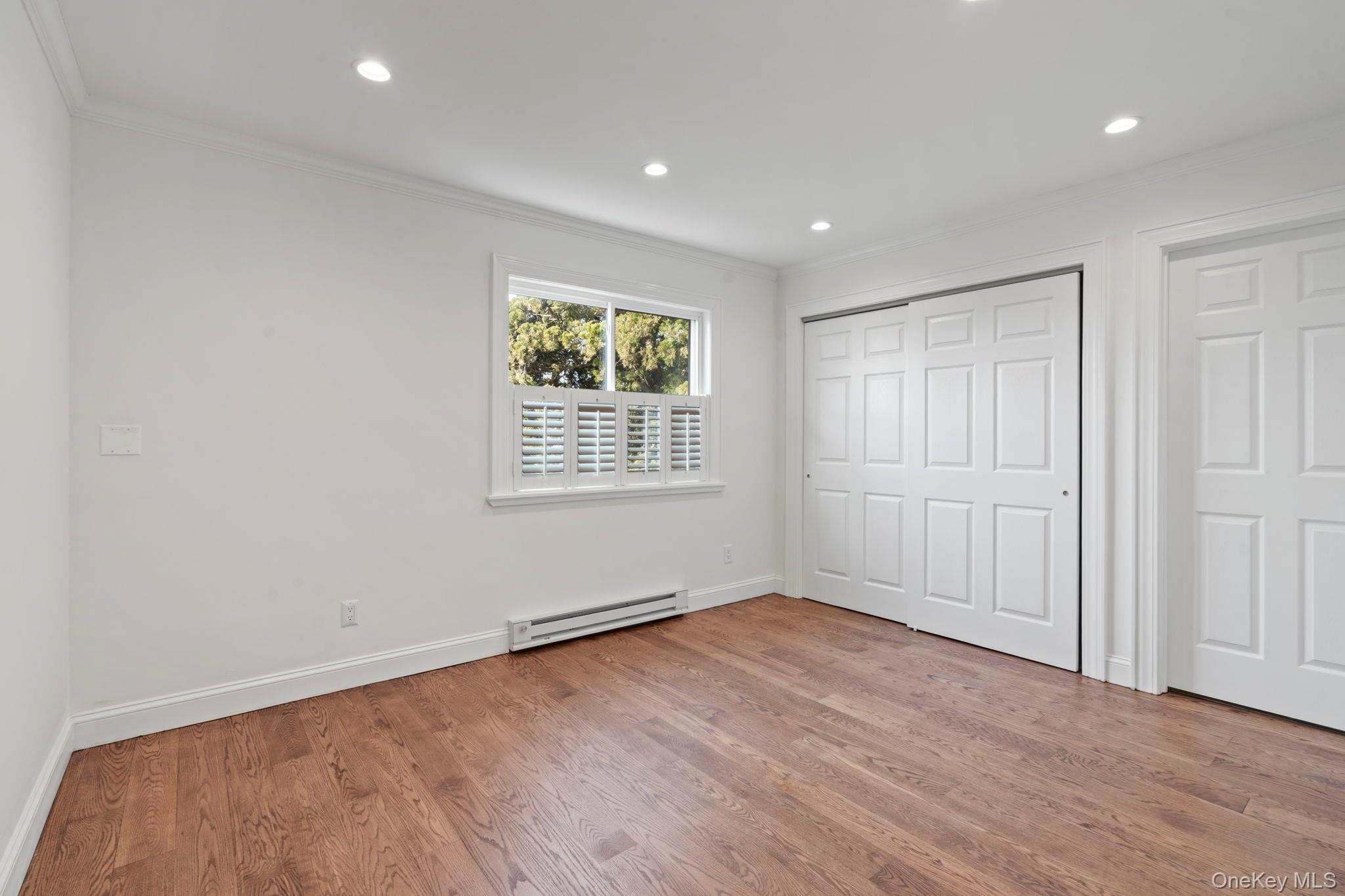 #12 photo, 1 Anchorage, Freeport , NY 11520