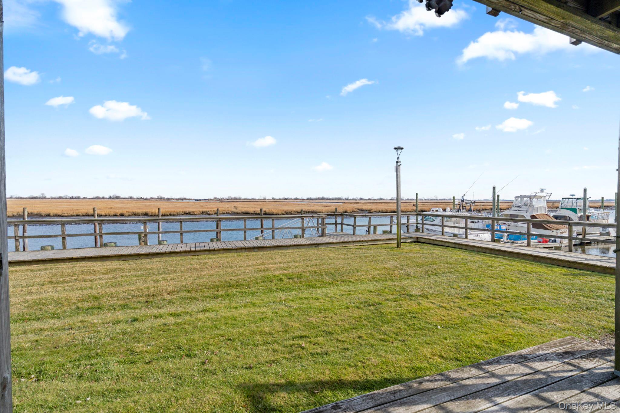 #16 photo, 1 Anchorage, Freeport , NY 11520