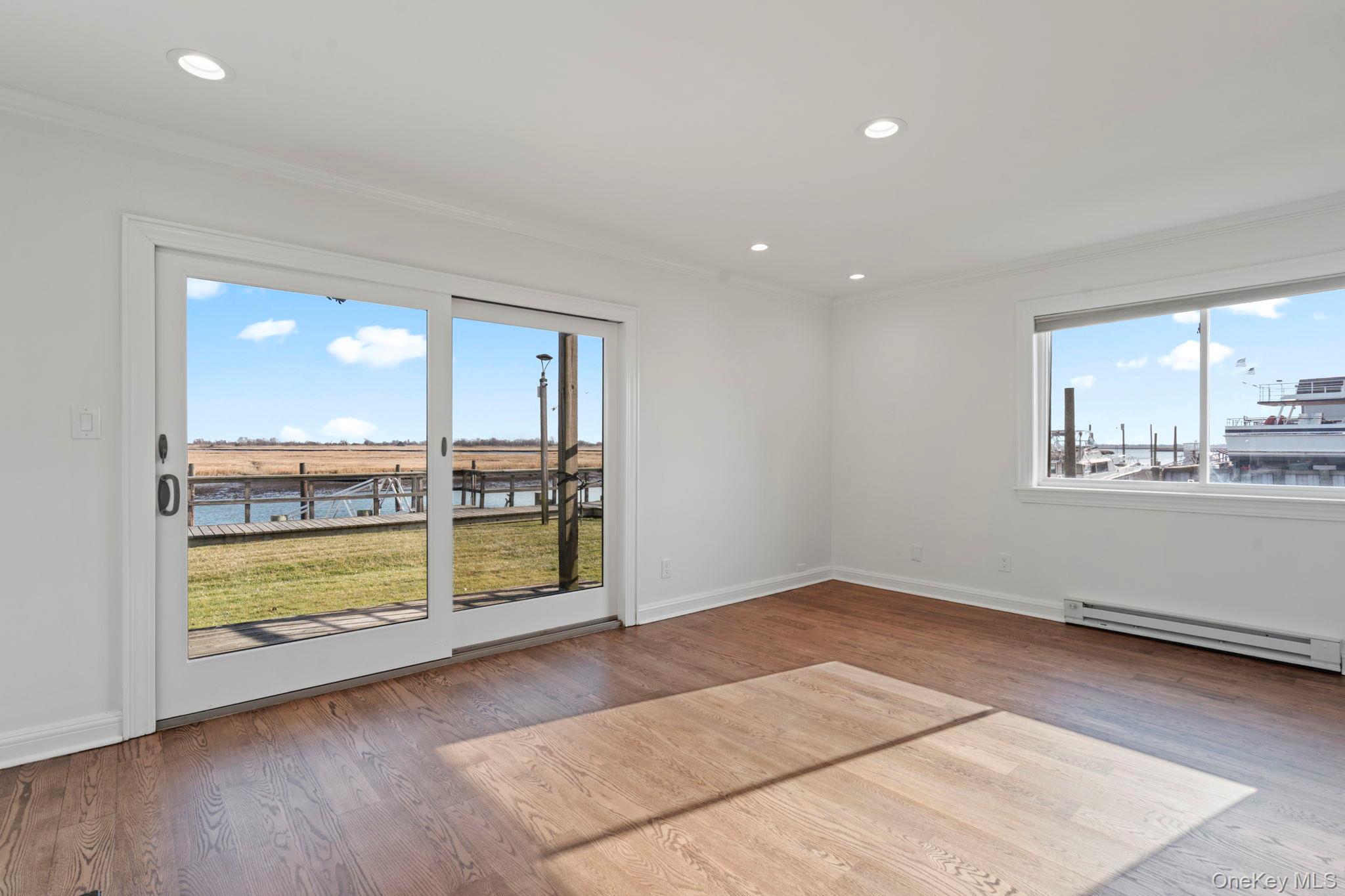 #4 photo, 1 Anchorage, Freeport , NY 11520