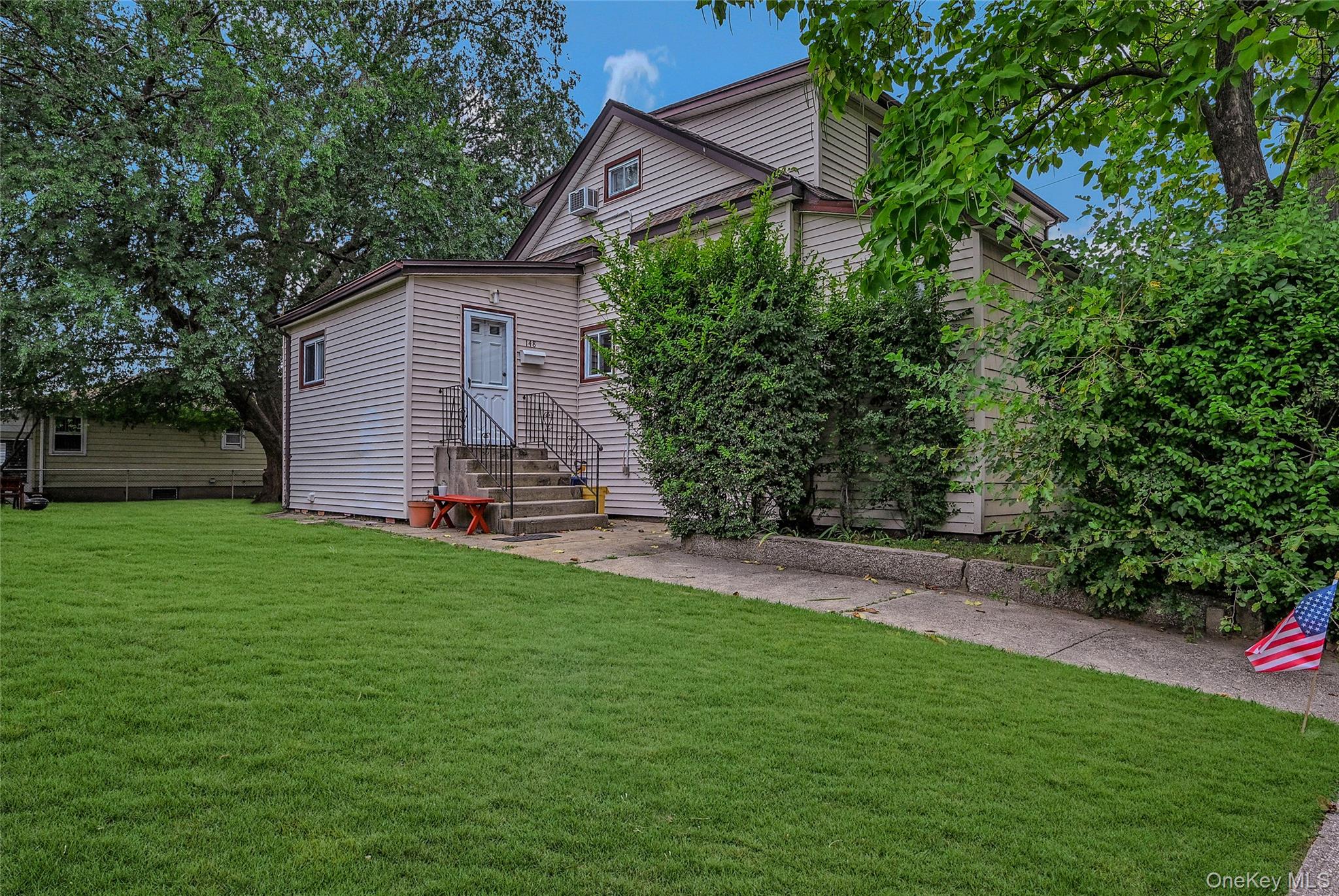 #1 photo, 148 S 4th Street, 长岛 贝斯佩奇 Bethpage , NY 11714