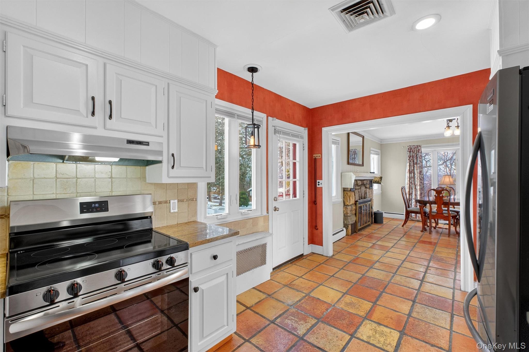 #8 photo, 29 Walton Drive, Mahopac , NY 10541