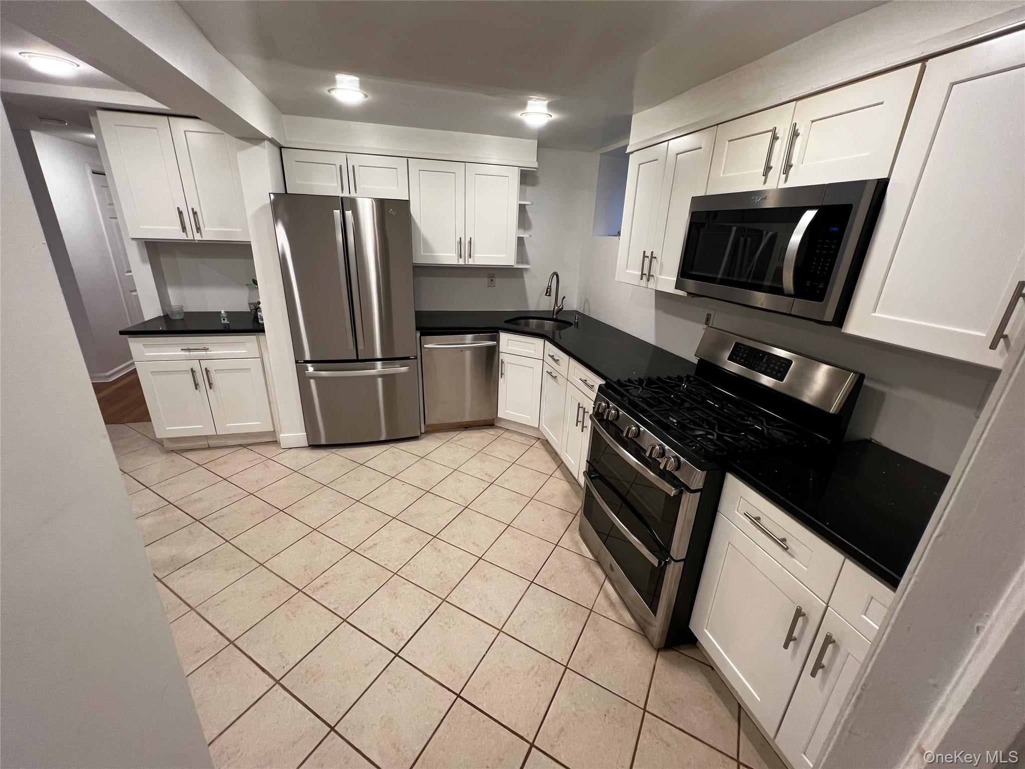 #7 photo, 101 Sterling Avenue, 纽约州 Yonkers , NY 10704