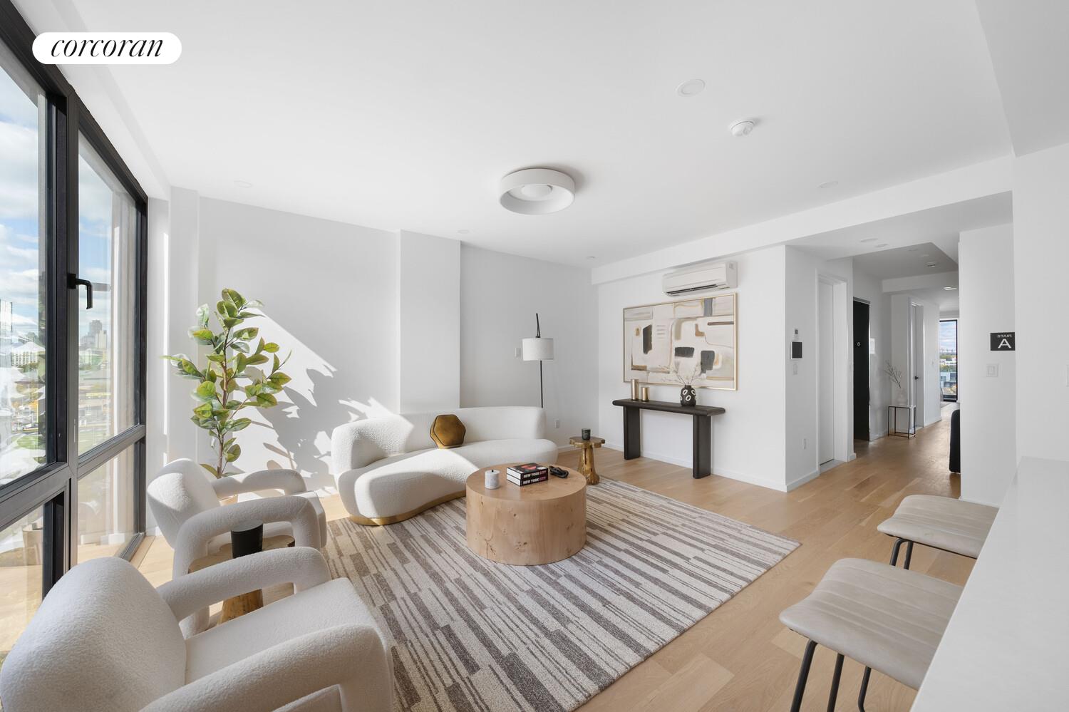 #4 photo, 14-35 BROADWAY, Куинс ‖ Astoria , NY 11106