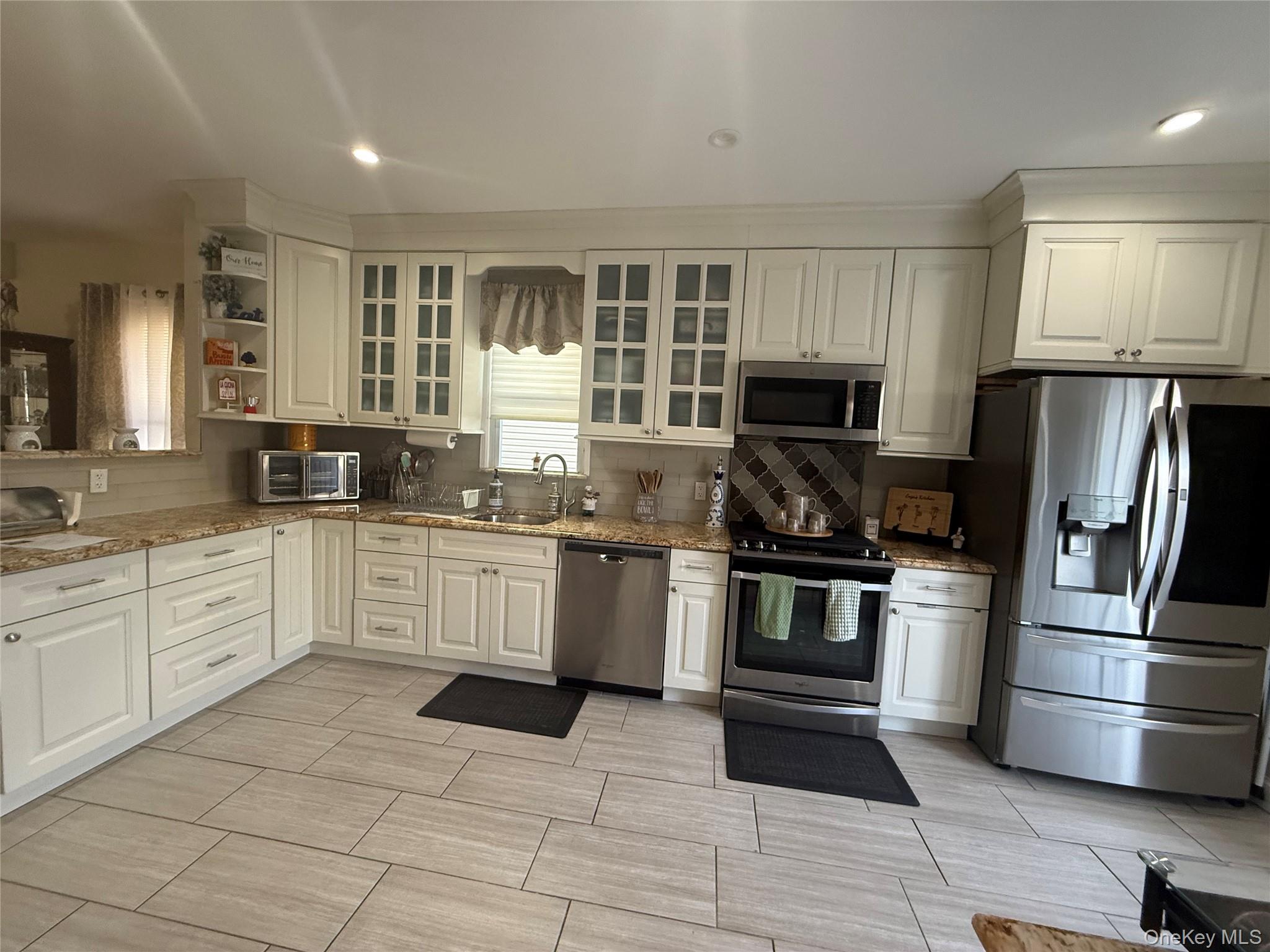 #13 photo, 7843 84th Street, Glendale , NY 11385