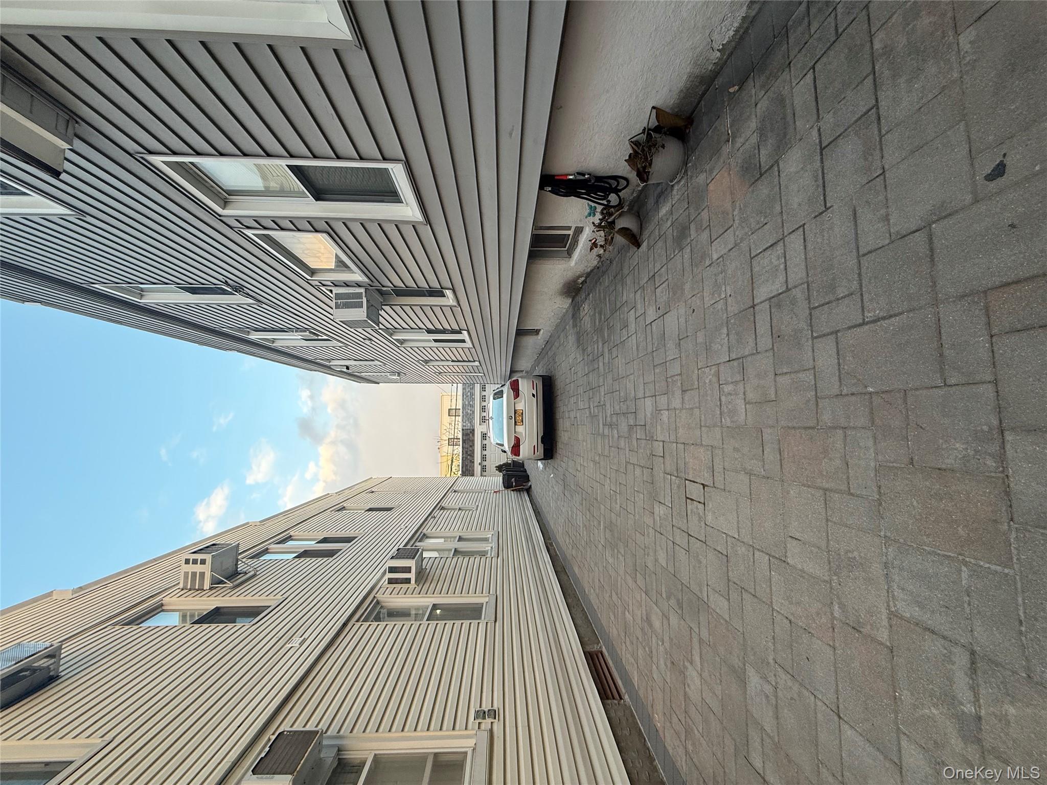 #5 photo, 7843 84th Street, Куинс ‖ Glendale , NY 11385