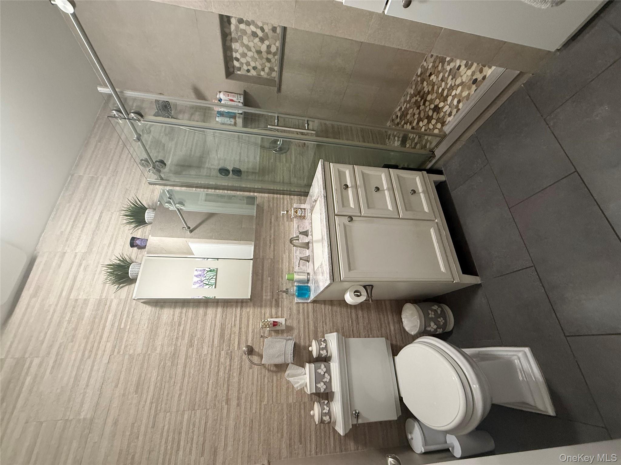 #8 photo, 7843 84th Street, Glendale , NY 11385