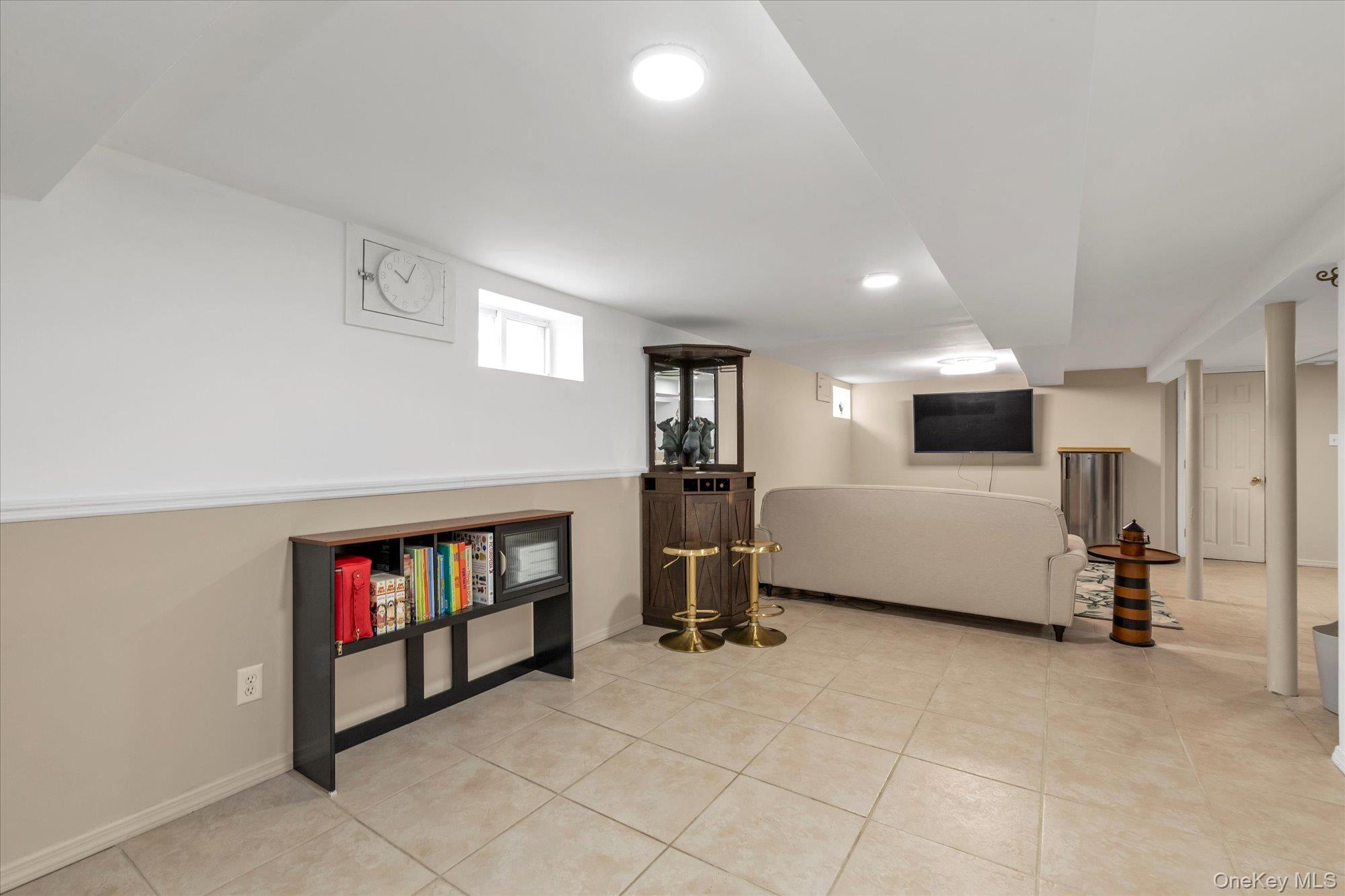 #18 photo, 2451 Joseph Court, 롱 아일랜드 Bellmore , NY 11710