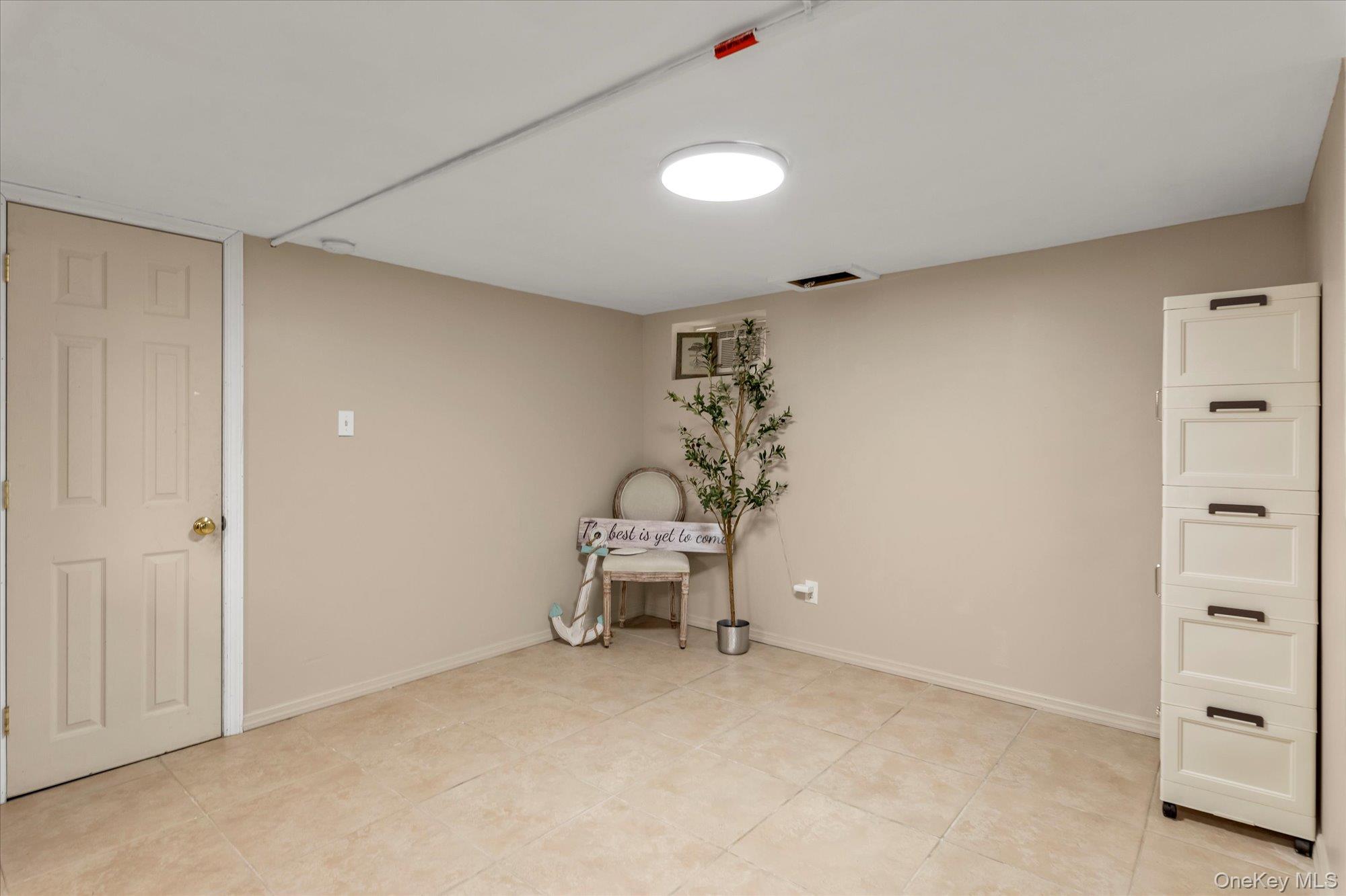 #20 photo, 2451 Joseph Court, 롱 아일랜드 Bellmore , NY 11710