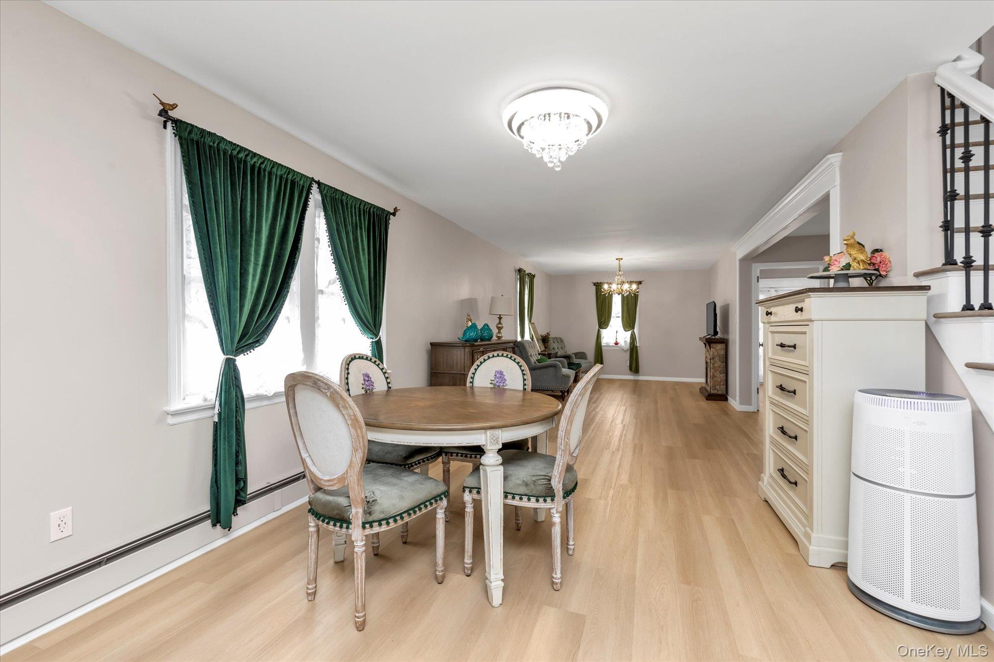 #6 photo, 2451 Joseph Court, 롱 아일랜드 Bellmore , NY 11710