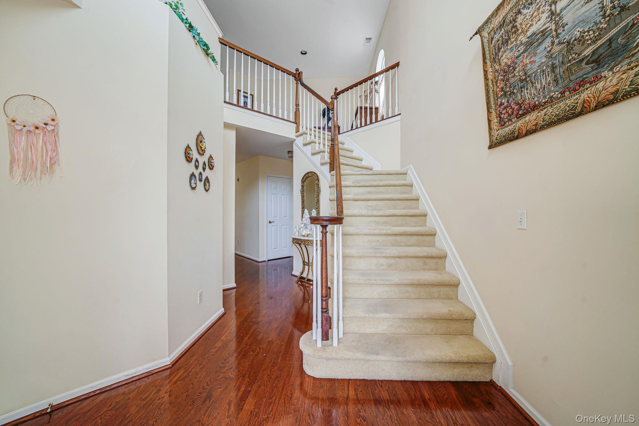 #7 photo, 48 Kate Circle, सफ़ोक काउंटी Middle Island , NY 11953