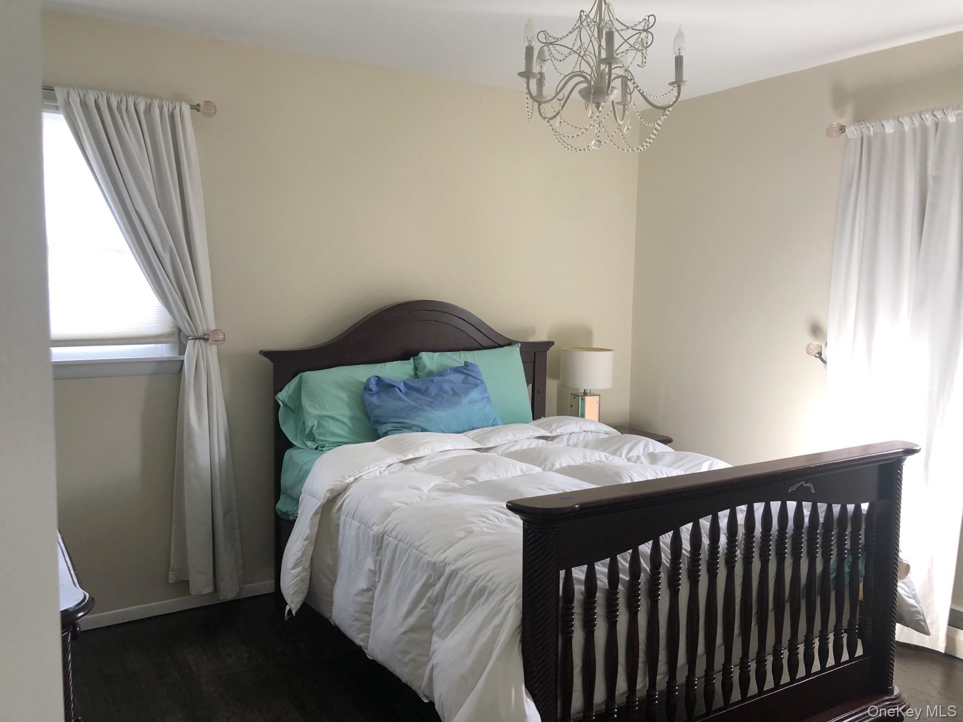 #16 photo, 104 Gail Court, Саффолк ‖ East Northport , NY 11731