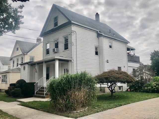 #4 photo, 108 Elizabeth Street, Floral Park , NY 11001