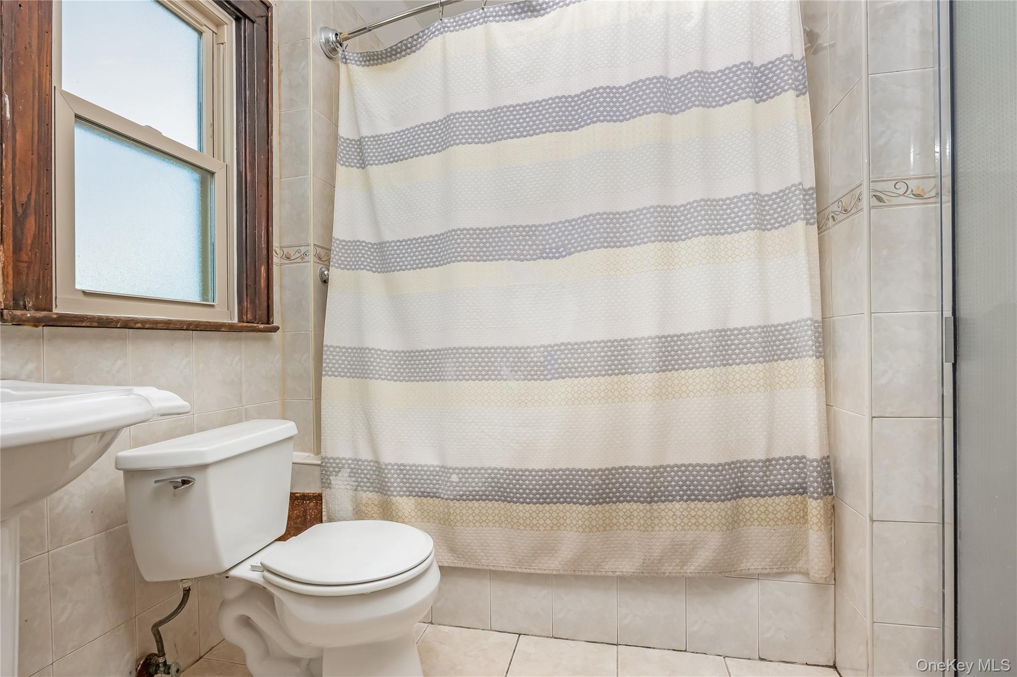 #14 photo, 117-47 222 street, Cambria Heights , NY 11411