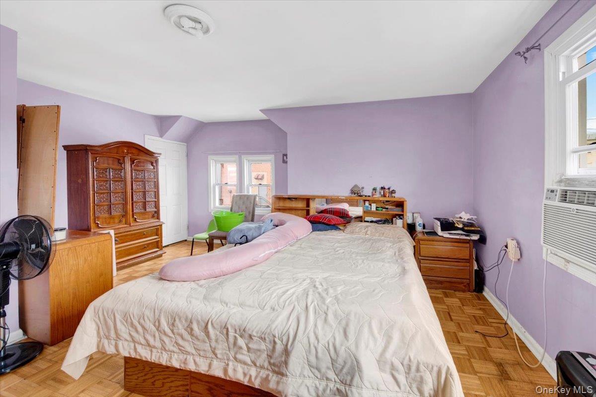 #10 photo, 14 Bartels Place, New Rochelle , NY 10801