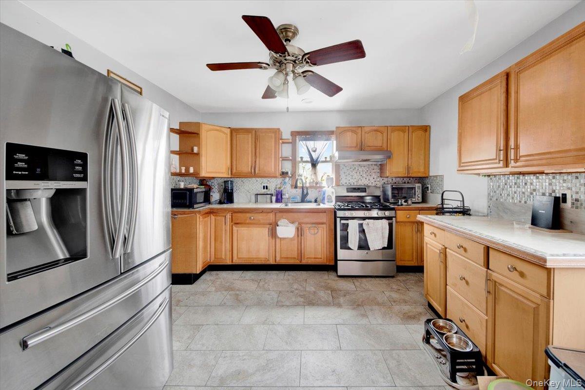 #8 photo, 14 Bartels Place, New Rochelle , NY 10801