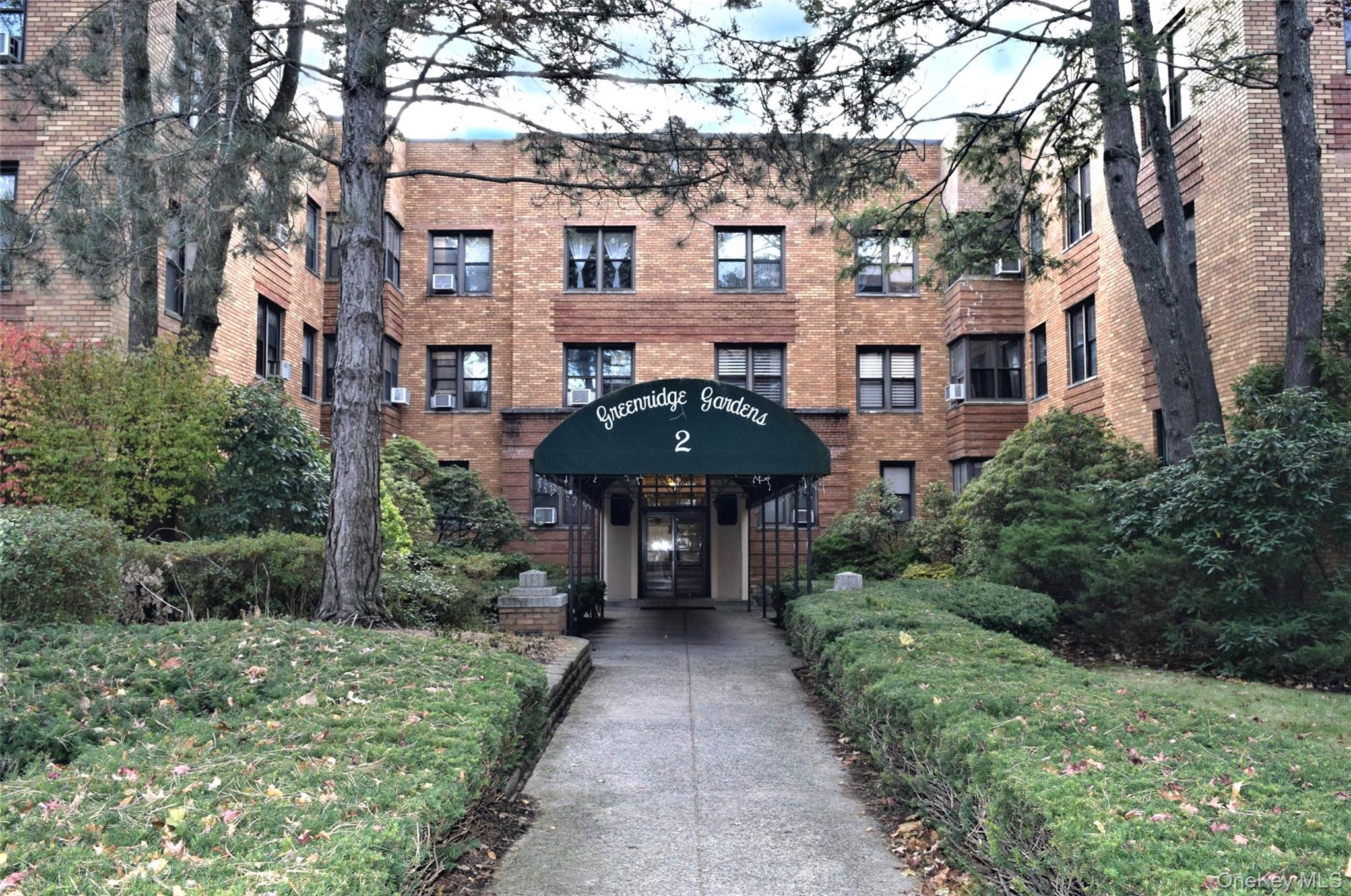 #1 photo, 2 Greenridge Avenue, White Plains , NY 10605