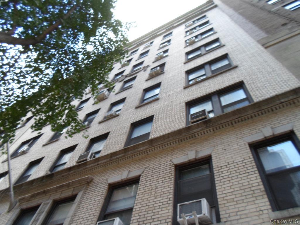 #3 photo, 142 E 49th Street, 曼哈顿 中城东区 New York (Manhattan) , NY 10017