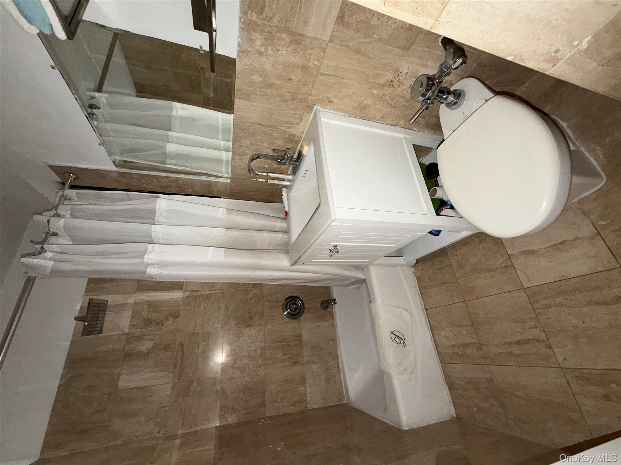 #8 photo, 142 E 49th Street, 曼哈顿 中城东区 New York (Manhattan) , NY 10017