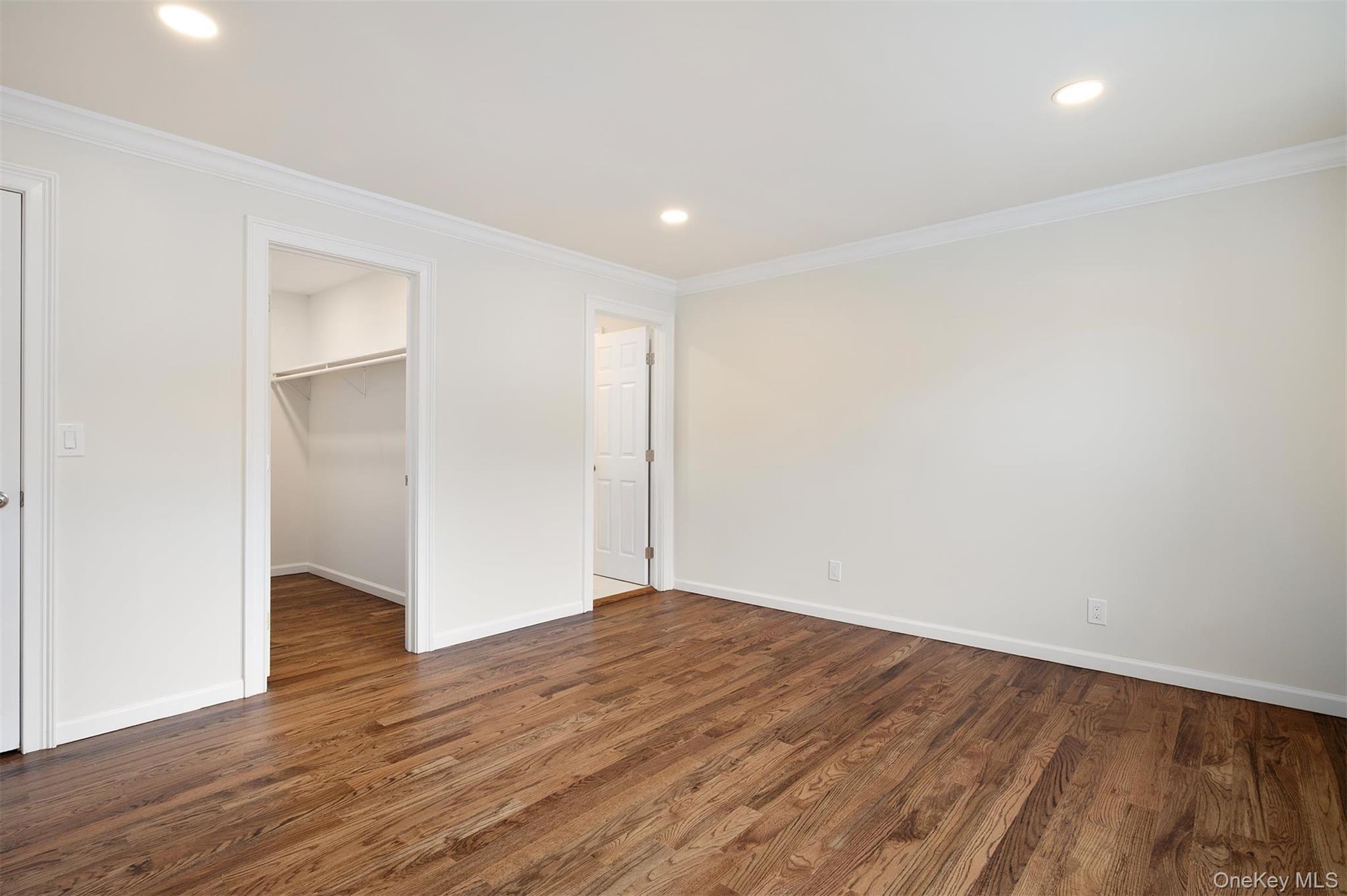 #16 photo, 3 Adelaide Park, सफ़ोक काउंटी Center Moriches , NY 11934