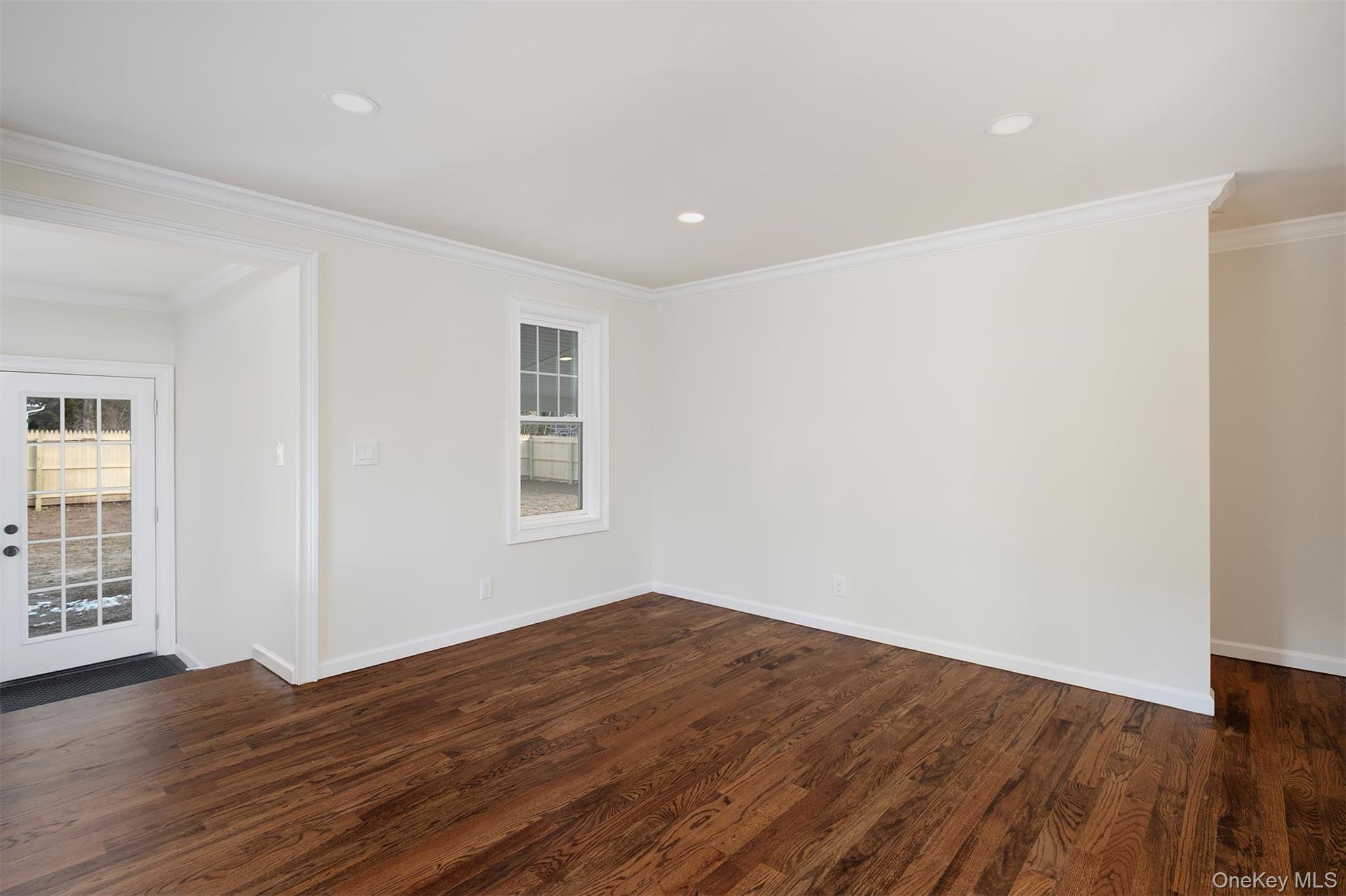 #18 photo, 3 Adelaide Park, सफ़ोक काउंटी Center Moriches , NY 11934