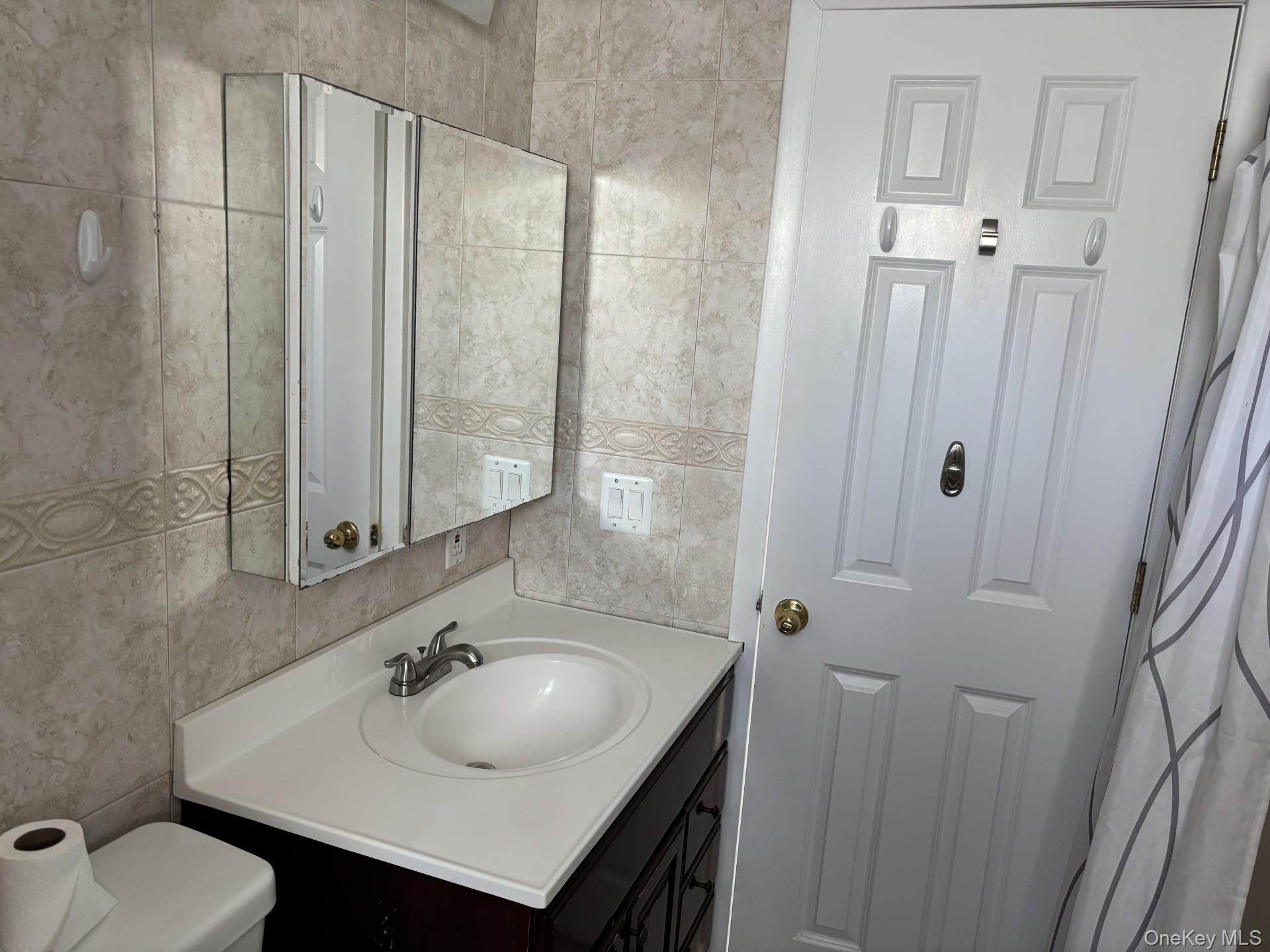 #13 photo, 26 Polo Lane, 롱 아일랜드 Westbury , NY 11590